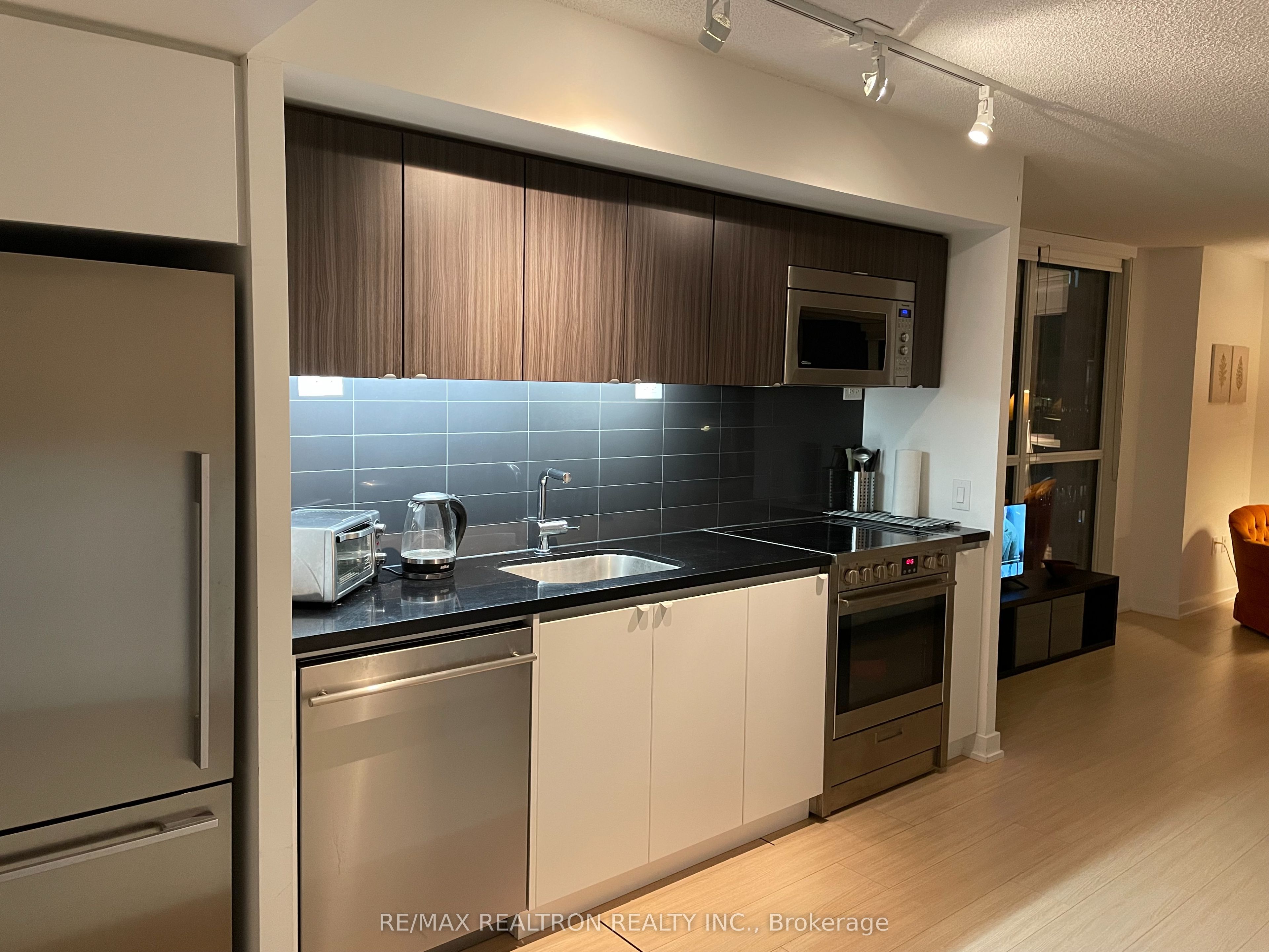 75 Queens Wharf Road 4208 Property Photo 8