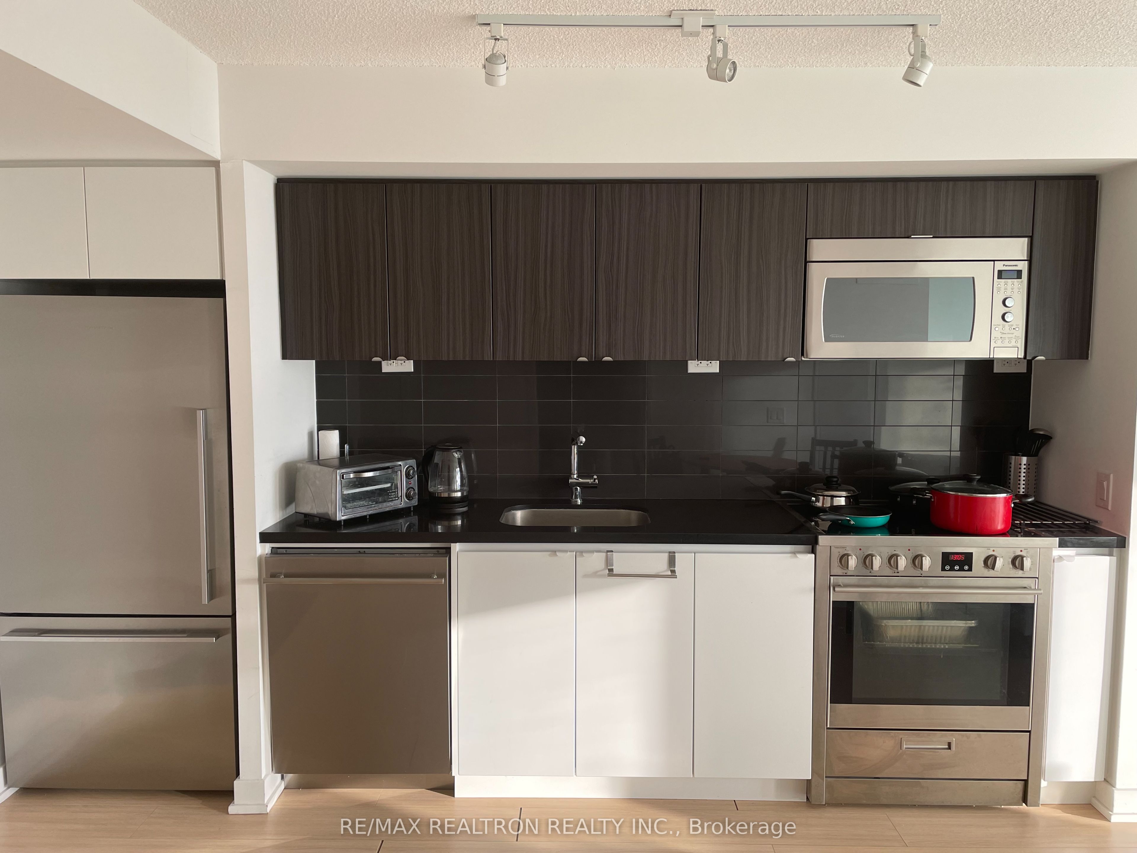 75 Queens Wharf Road 4208 Property Photo 12