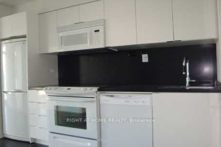 15 Iceboat Terrace 1505 Property Photo 8