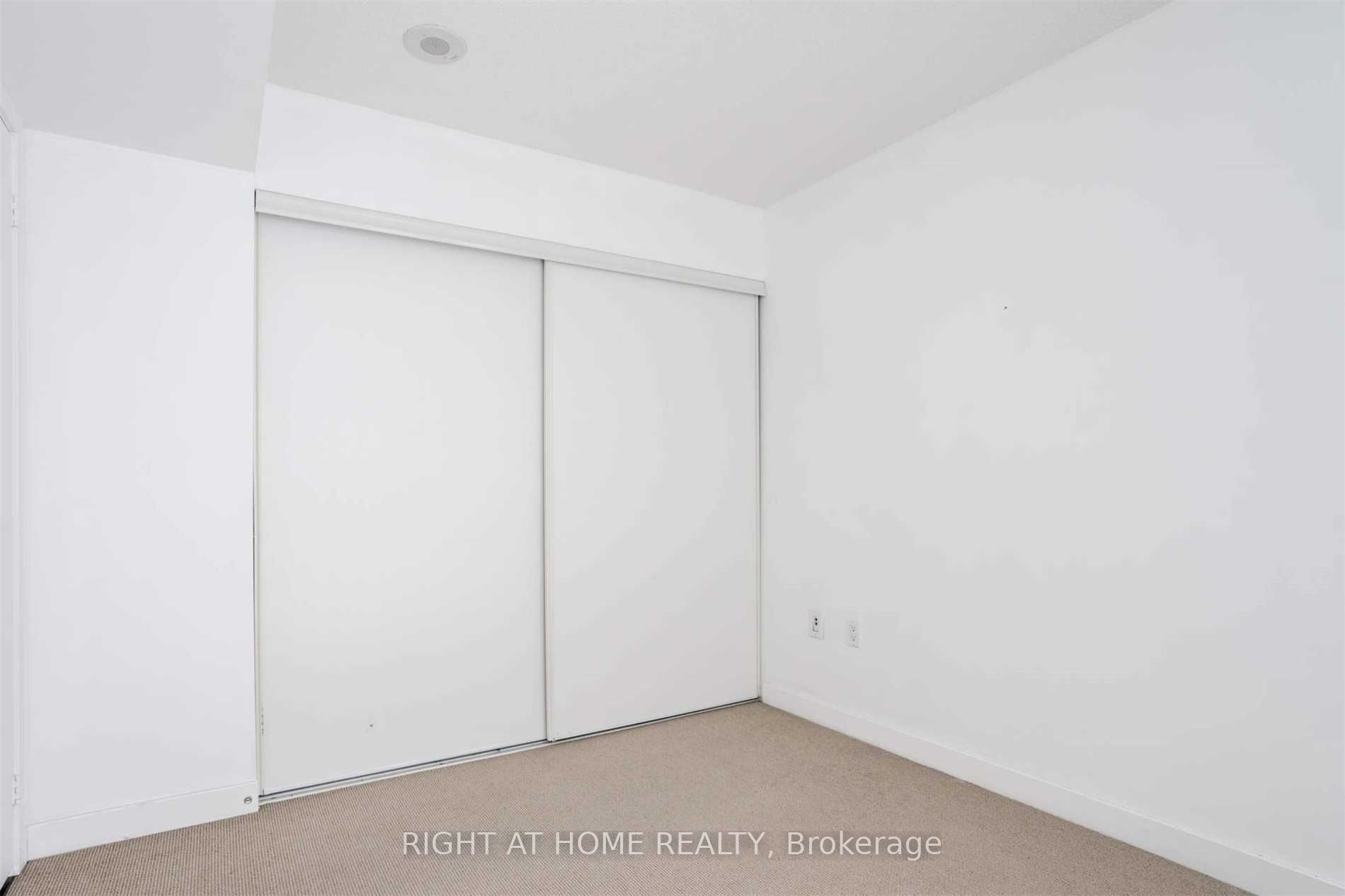 15 Iceboat Terrace 1505 Property Photo 11