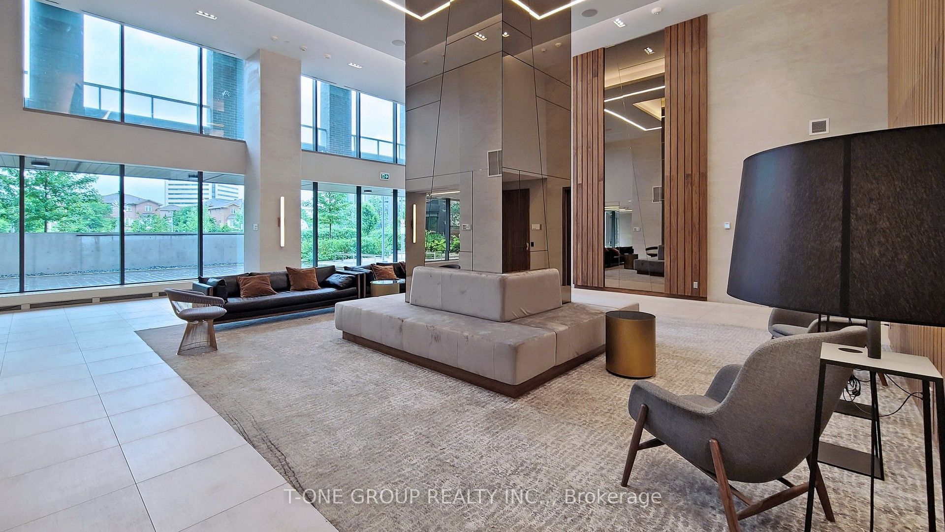 2 Sonic Way 210 Property Photo 4