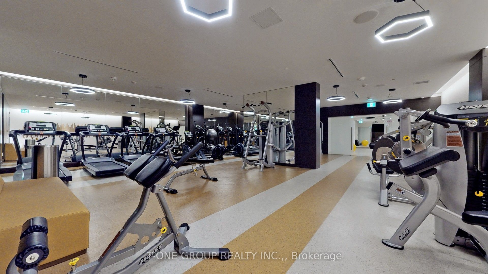 2 Sonic Way 210 Property Photo 36