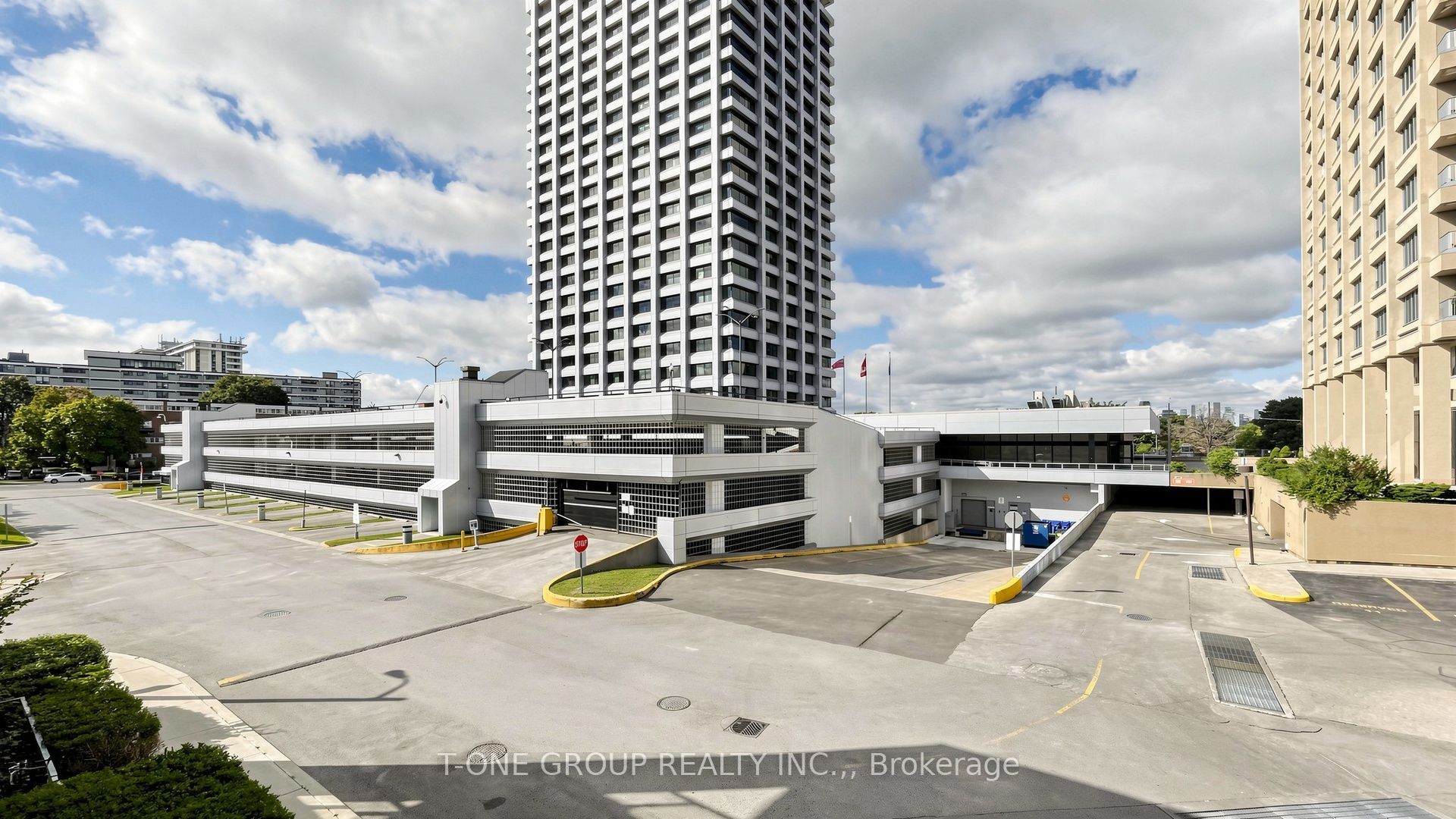 2 Sonic Way 210 Property Photo 45
