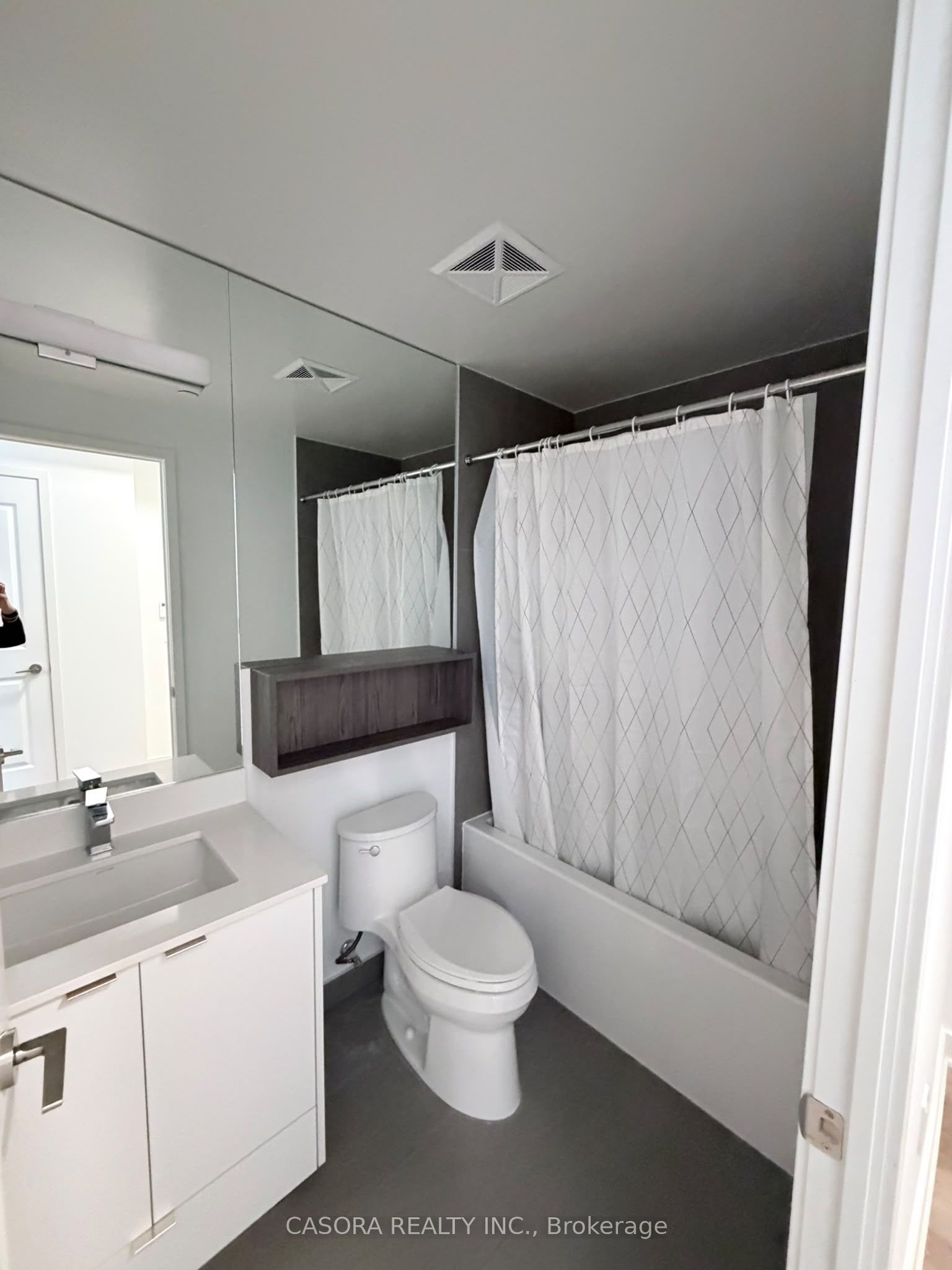 100 Dalhousie Street 4812 Property Photo 4