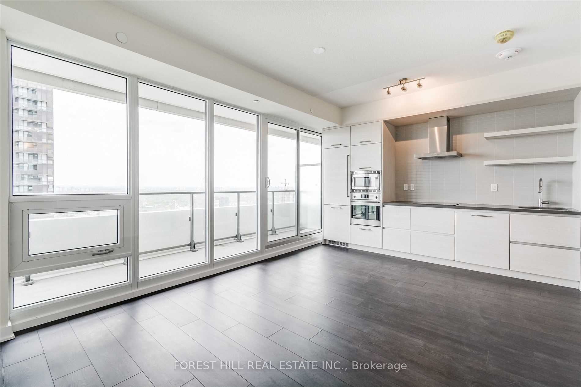 2221 Yonge Street 4201 Property Photo 16
