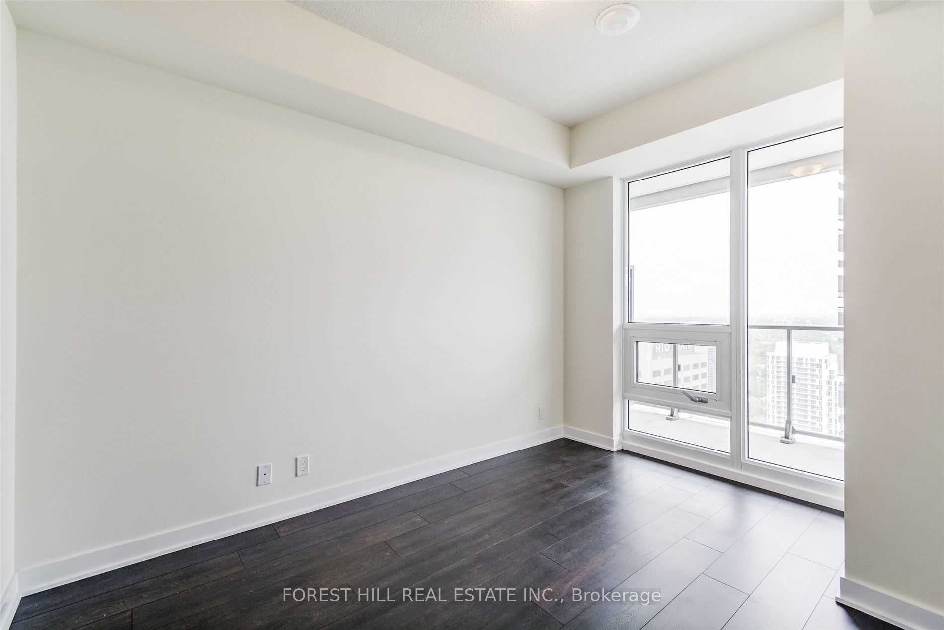 2221 Yonge Street 4201 Property Photo 18