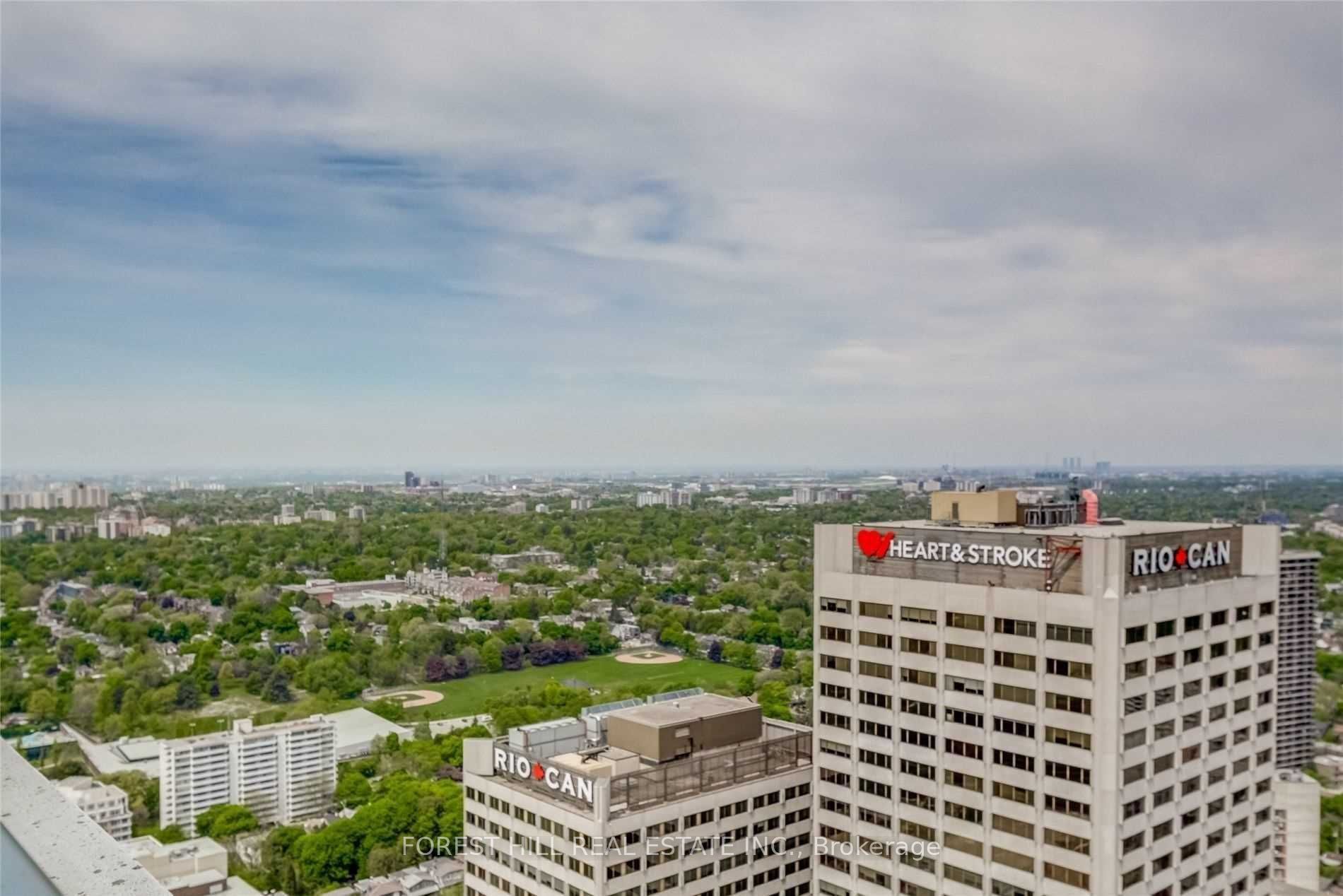 2221 Yonge Street 4201 Property Photo 25