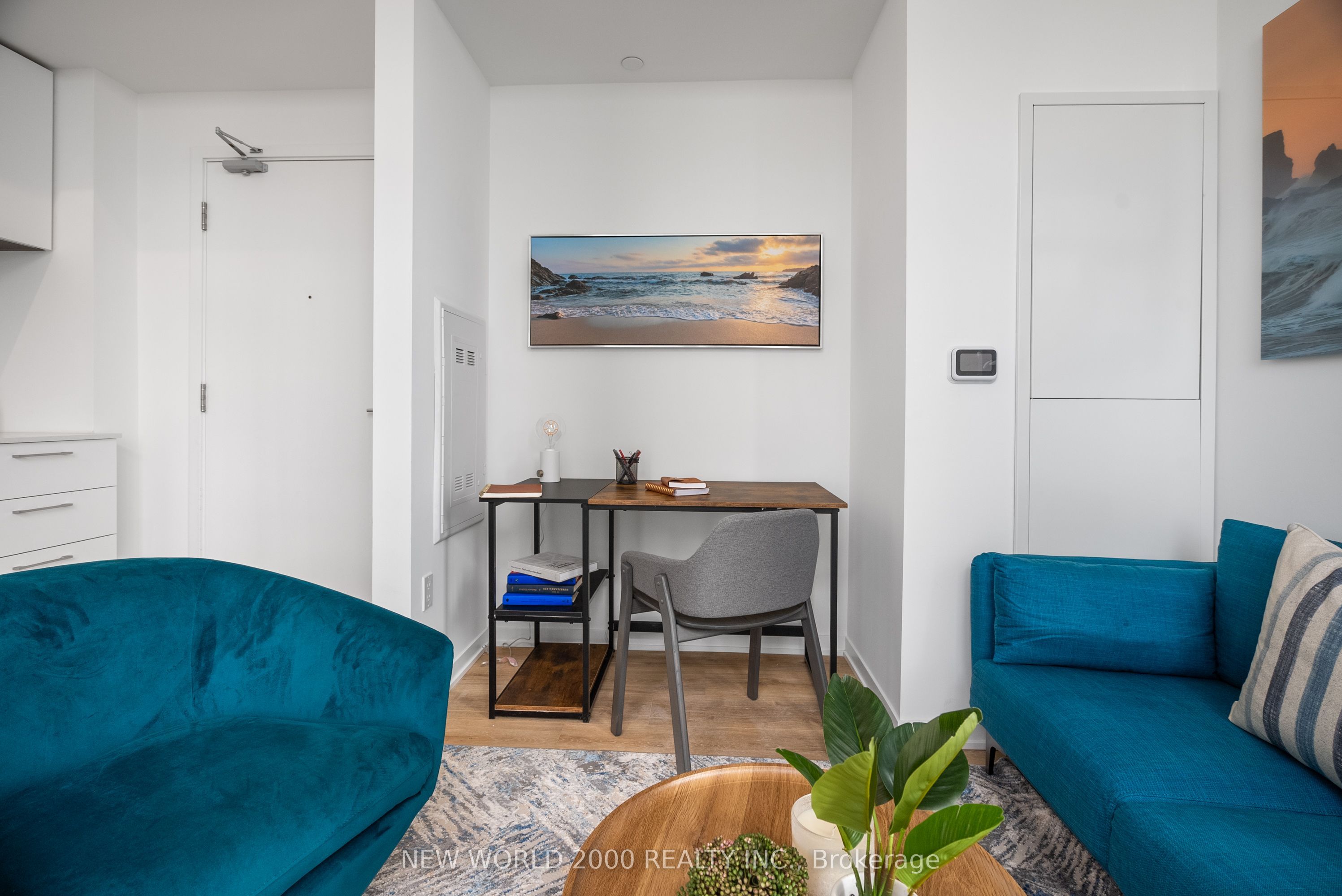 101 Roehampton Avenue 1210 Property Photo 10