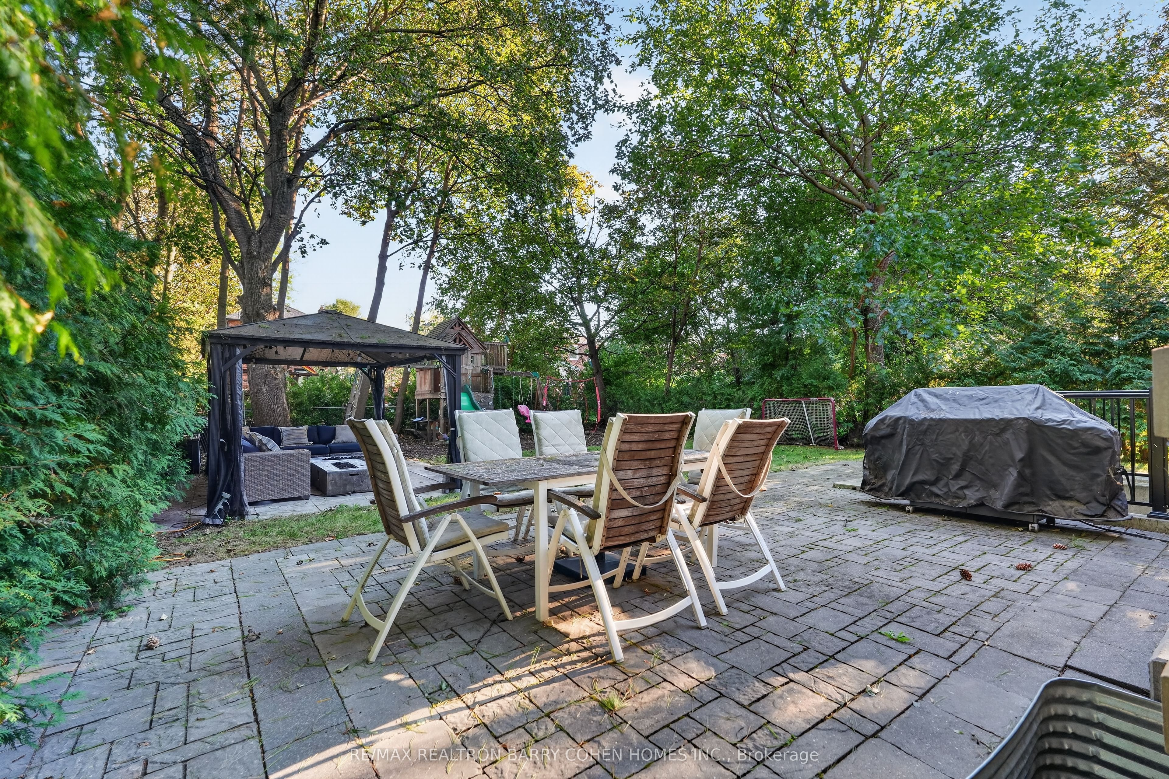 39 Romney Road Property Photo 35