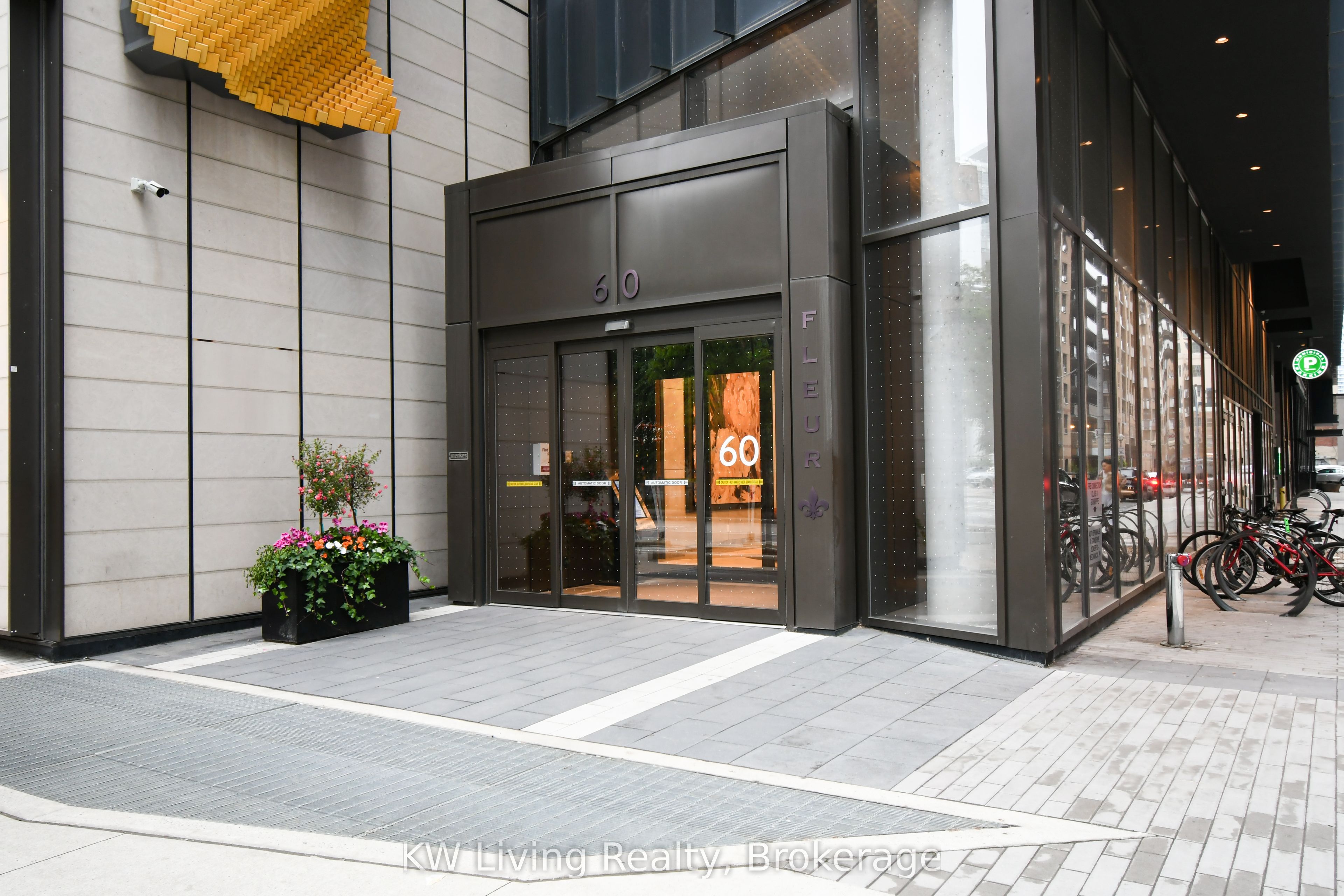 60 Shuter Street 2506 Property Photo 2