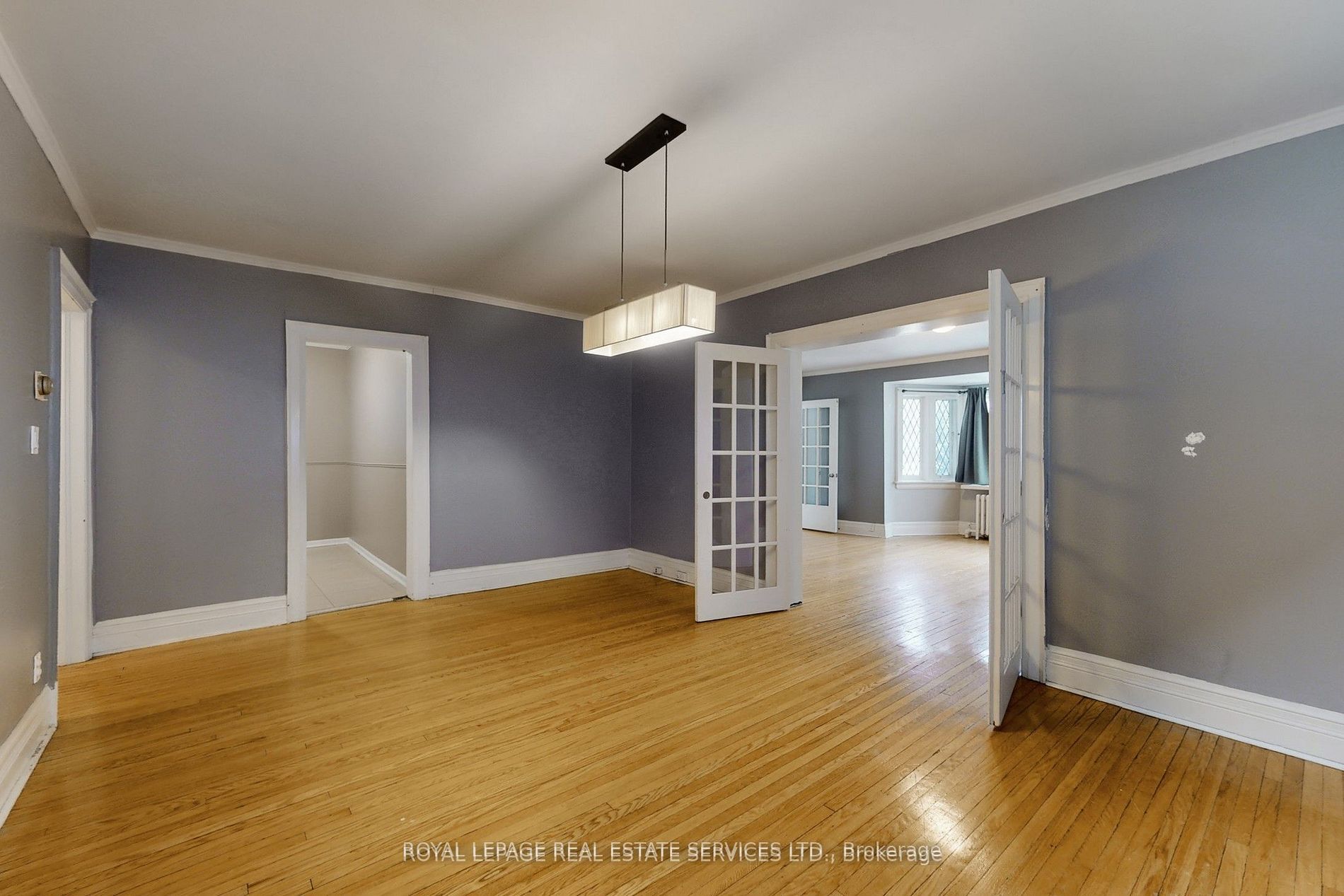 89 Oriole Parkway Property Photo 5