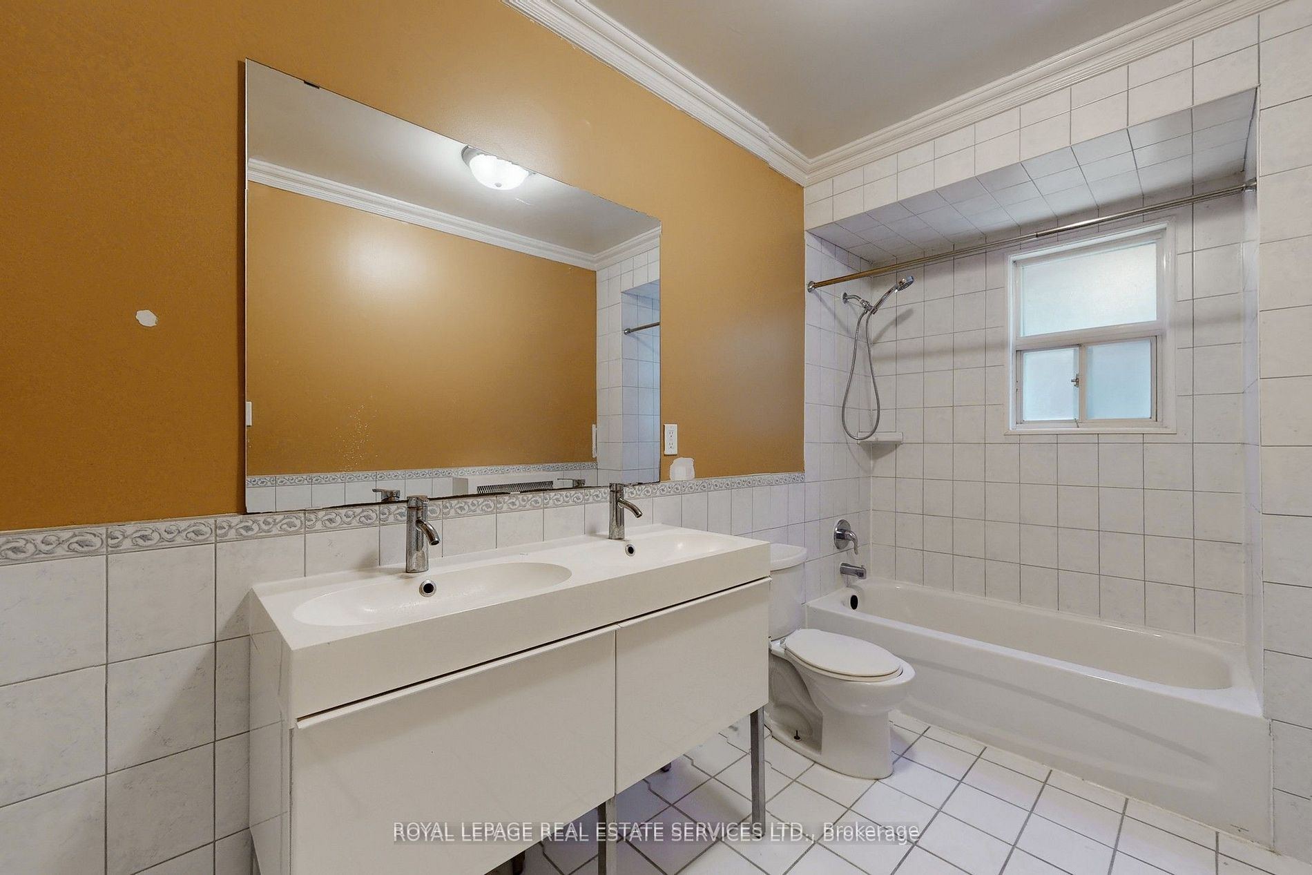 89 Oriole Parkway Property Photo 13
