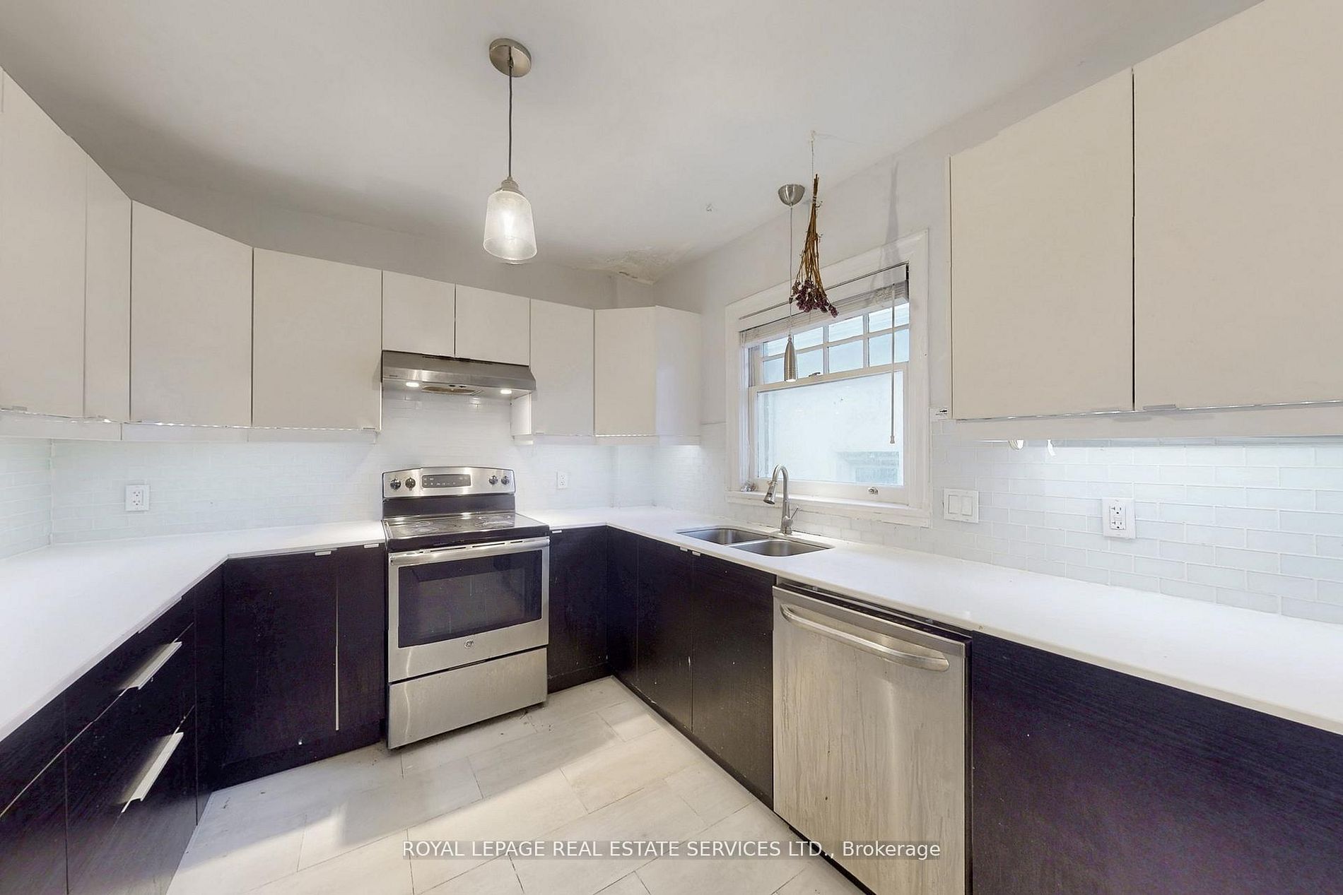 89 Oriole Parkway Property Photo 21