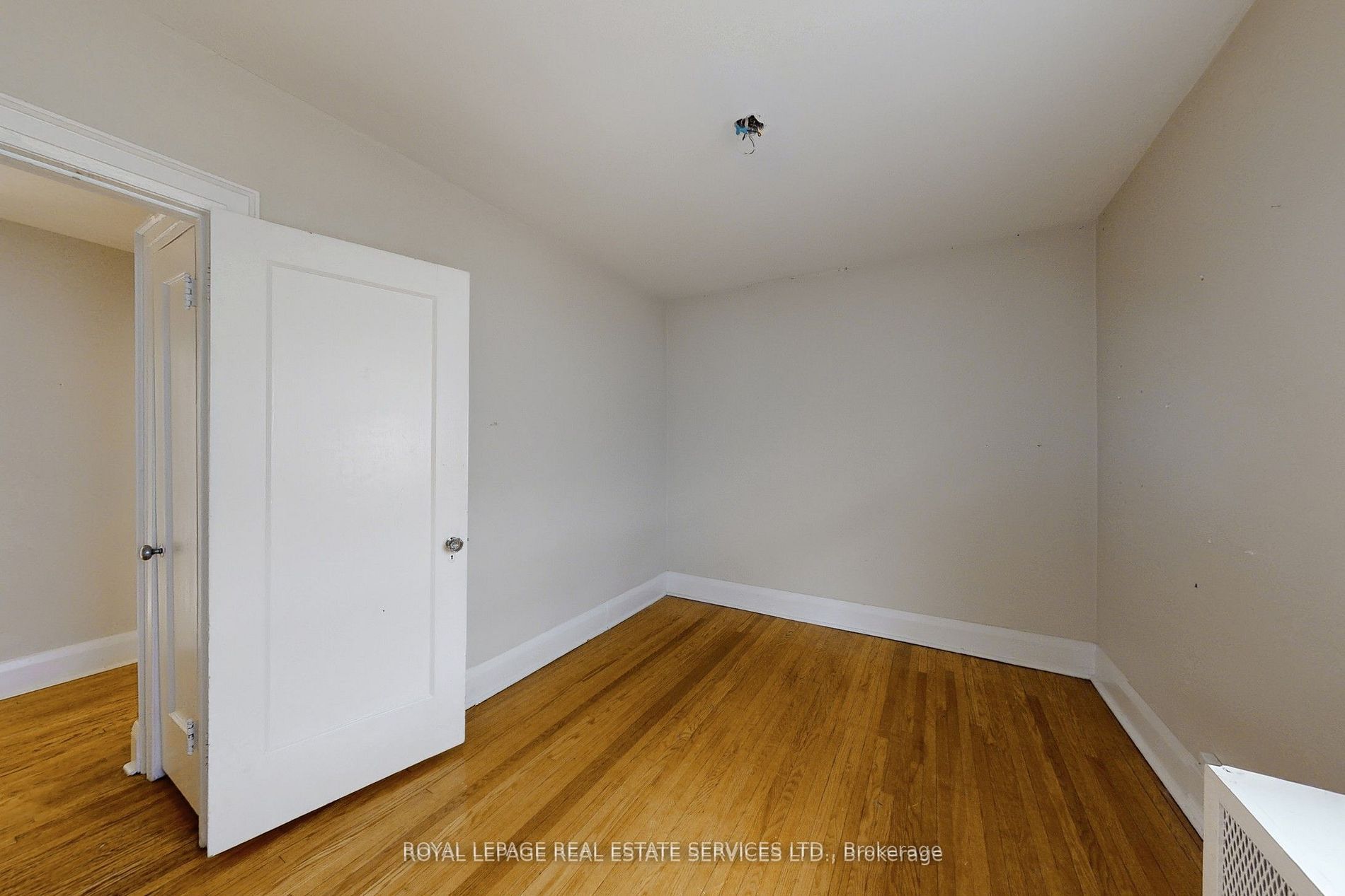 89 Oriole Parkway Property Photo 25