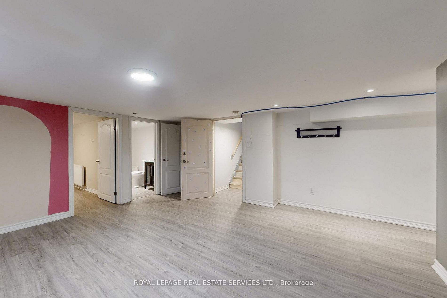 89 Oriole Parkway Property Photo 28