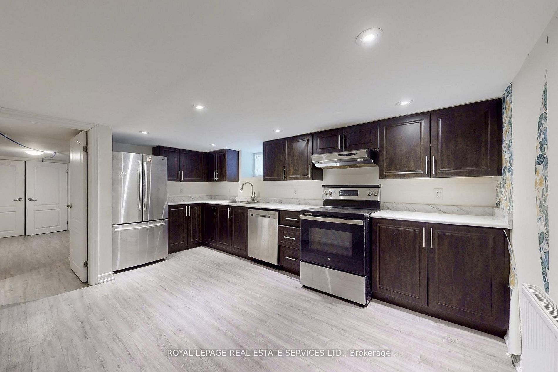 89 Oriole Parkway Property Photo 29
