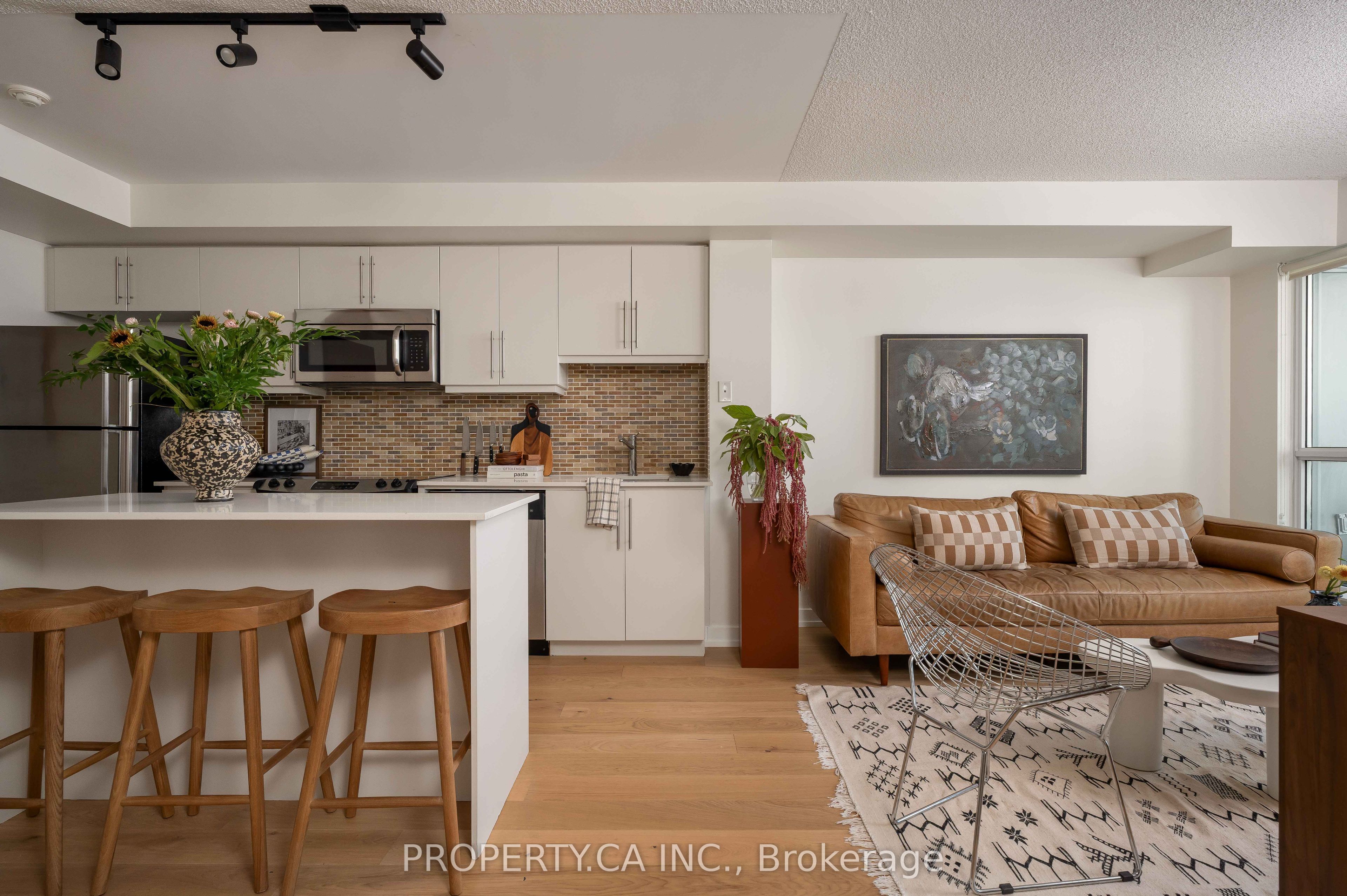 1171 Queen Street W 413 Property Photo 4