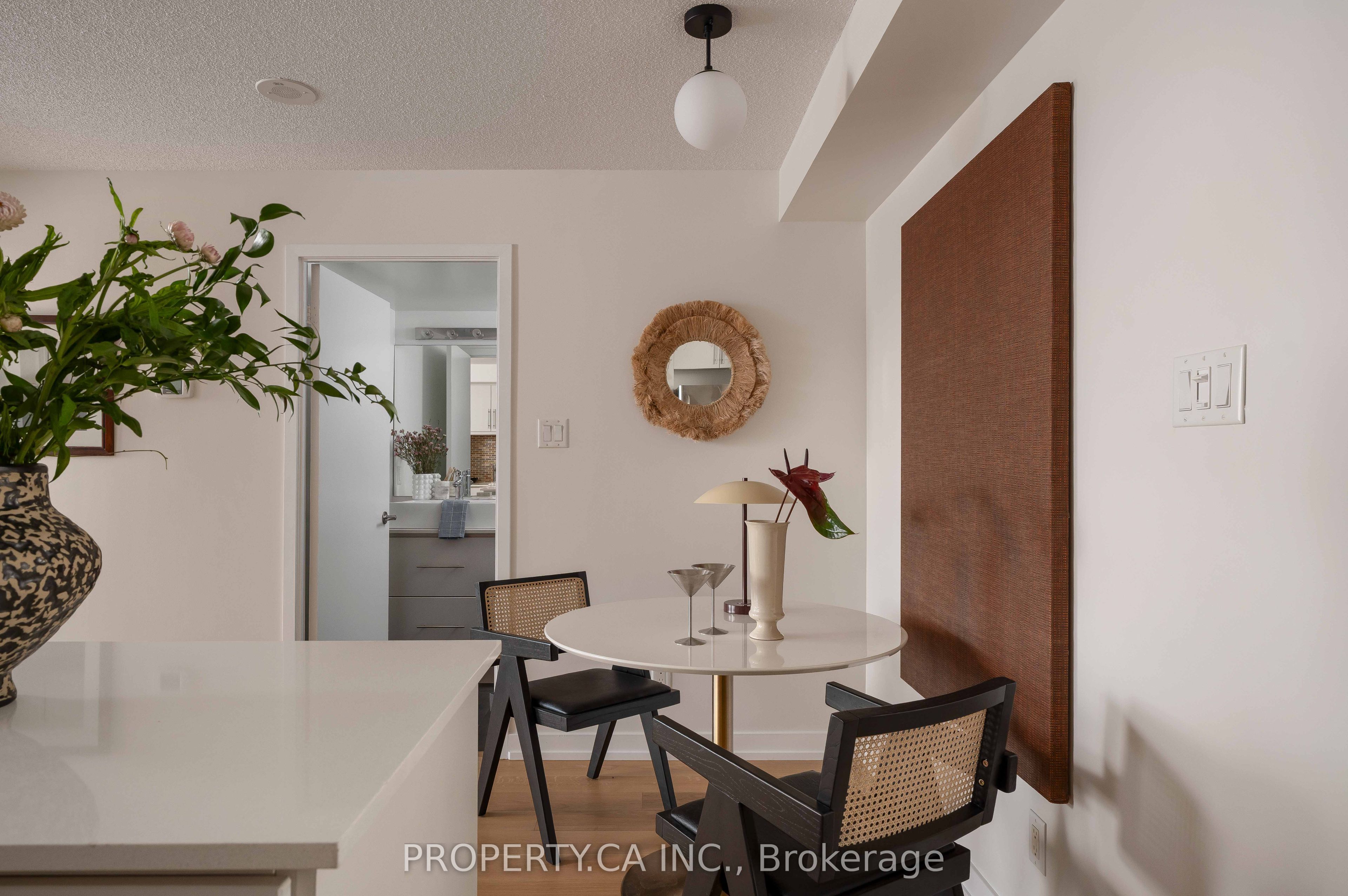 1171 Queen Street W 413 Property Photo 7