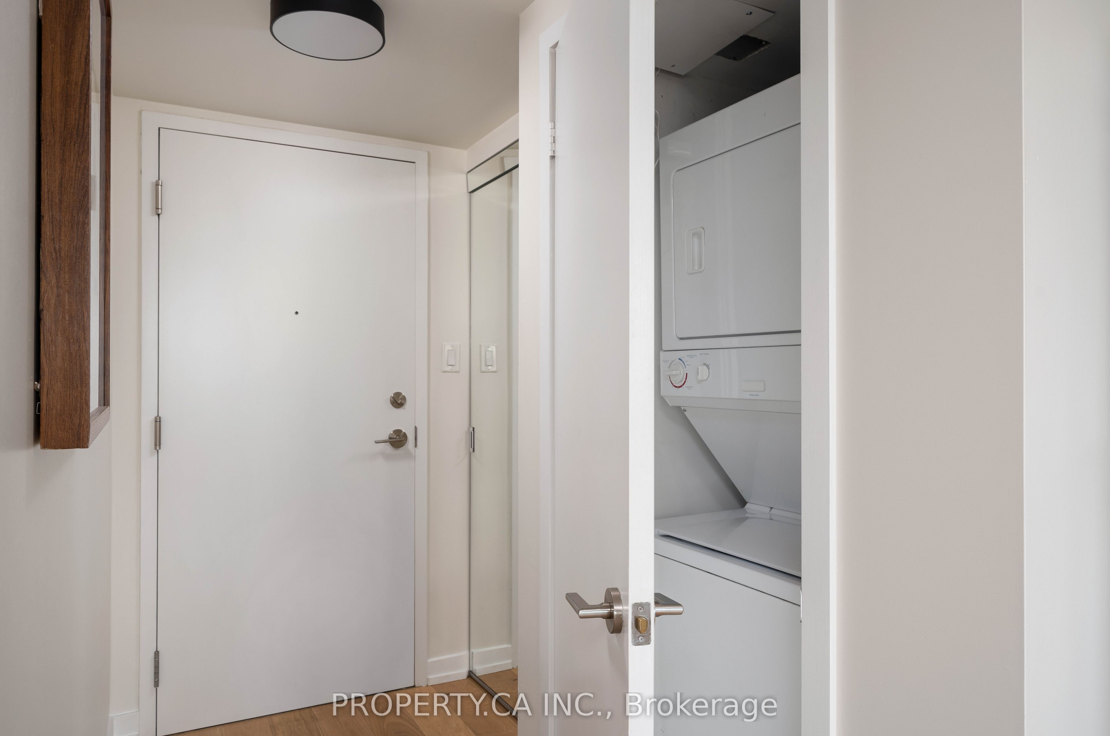 1171 Queen Street W 413 Property Photo 17
