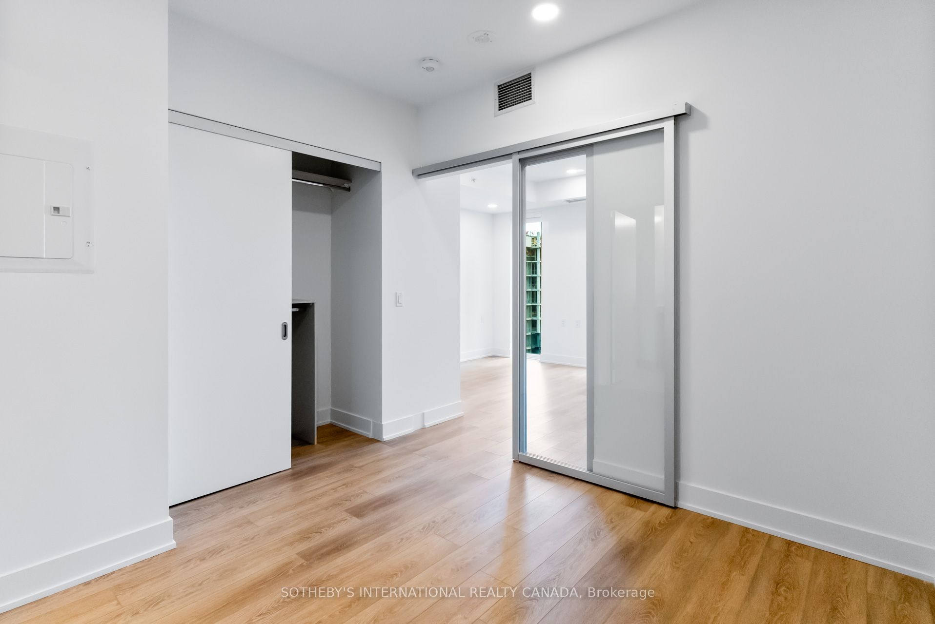 200 Redpath Avenue Ph06 Property Photo 10