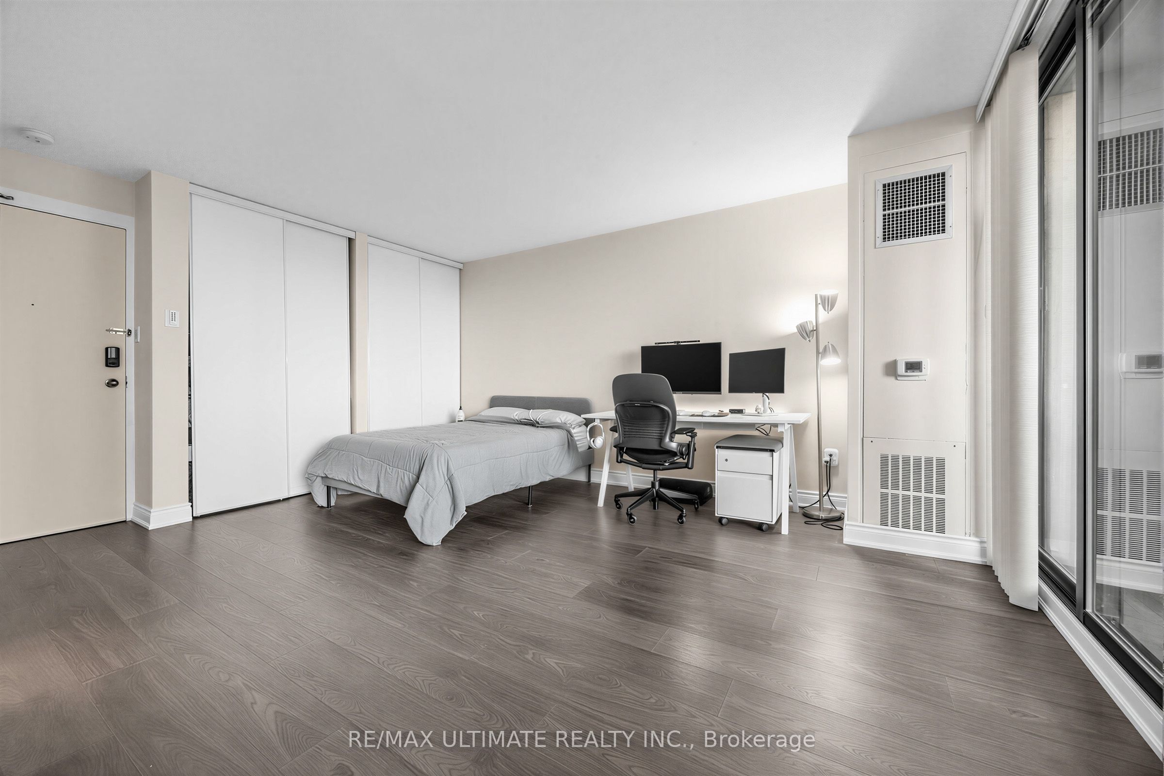 720 Spadina Avenue 603 Property Photo 5