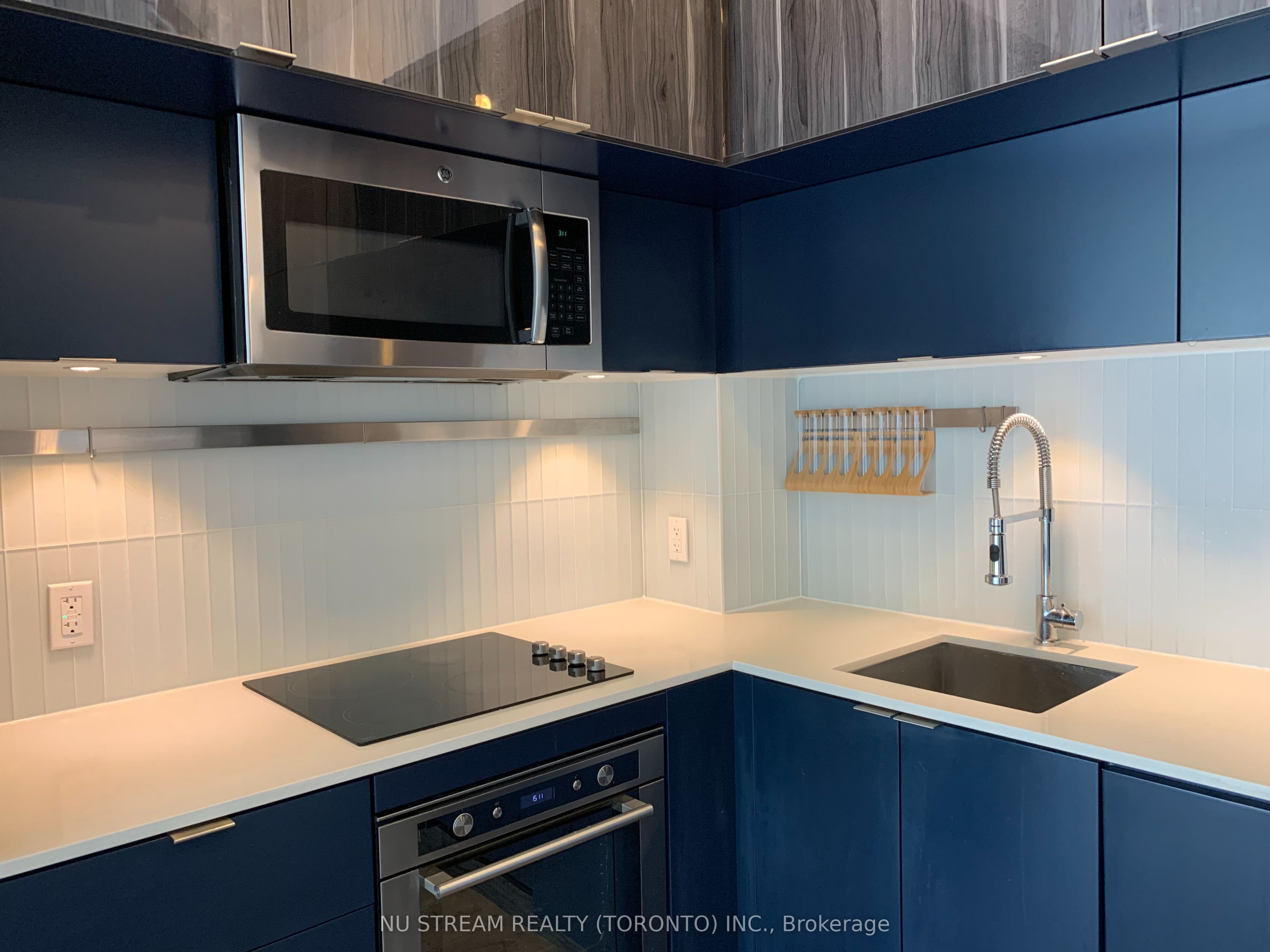 28 Avondale Avenue 309 Property Photo 5