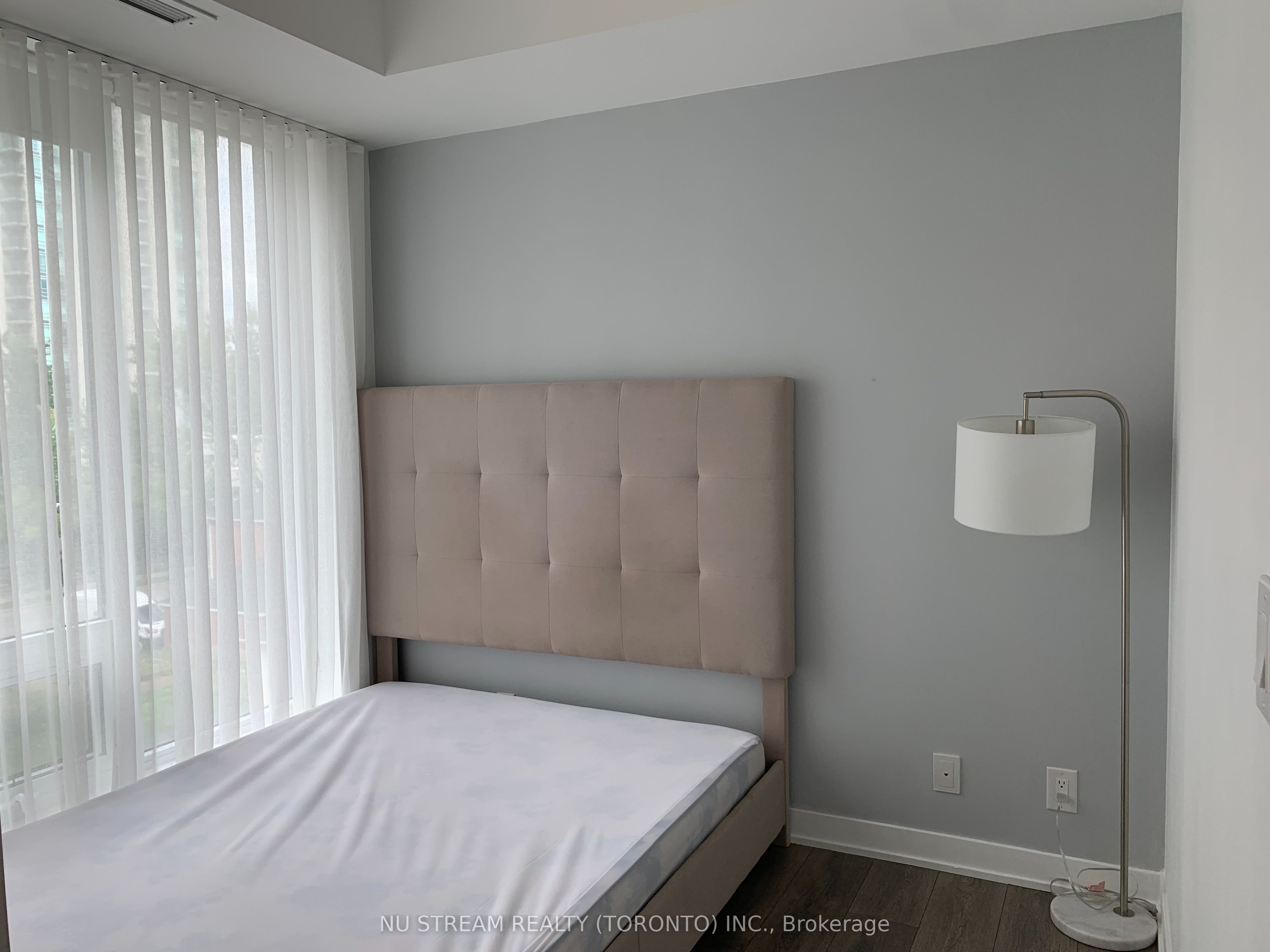 28 Avondale Avenue 309 Property Photo 11