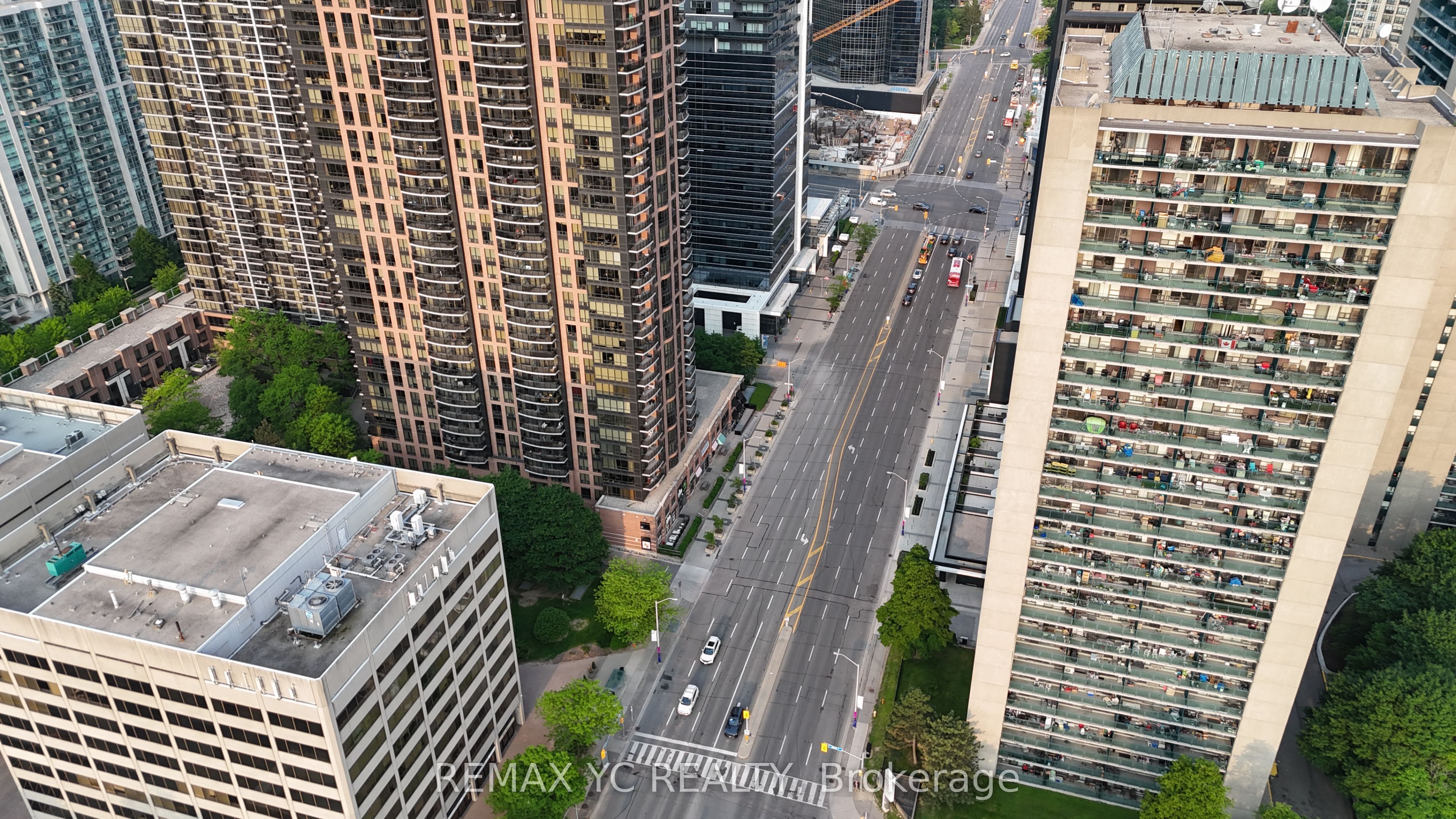43 Sheppard Avenue E Property Photo 21