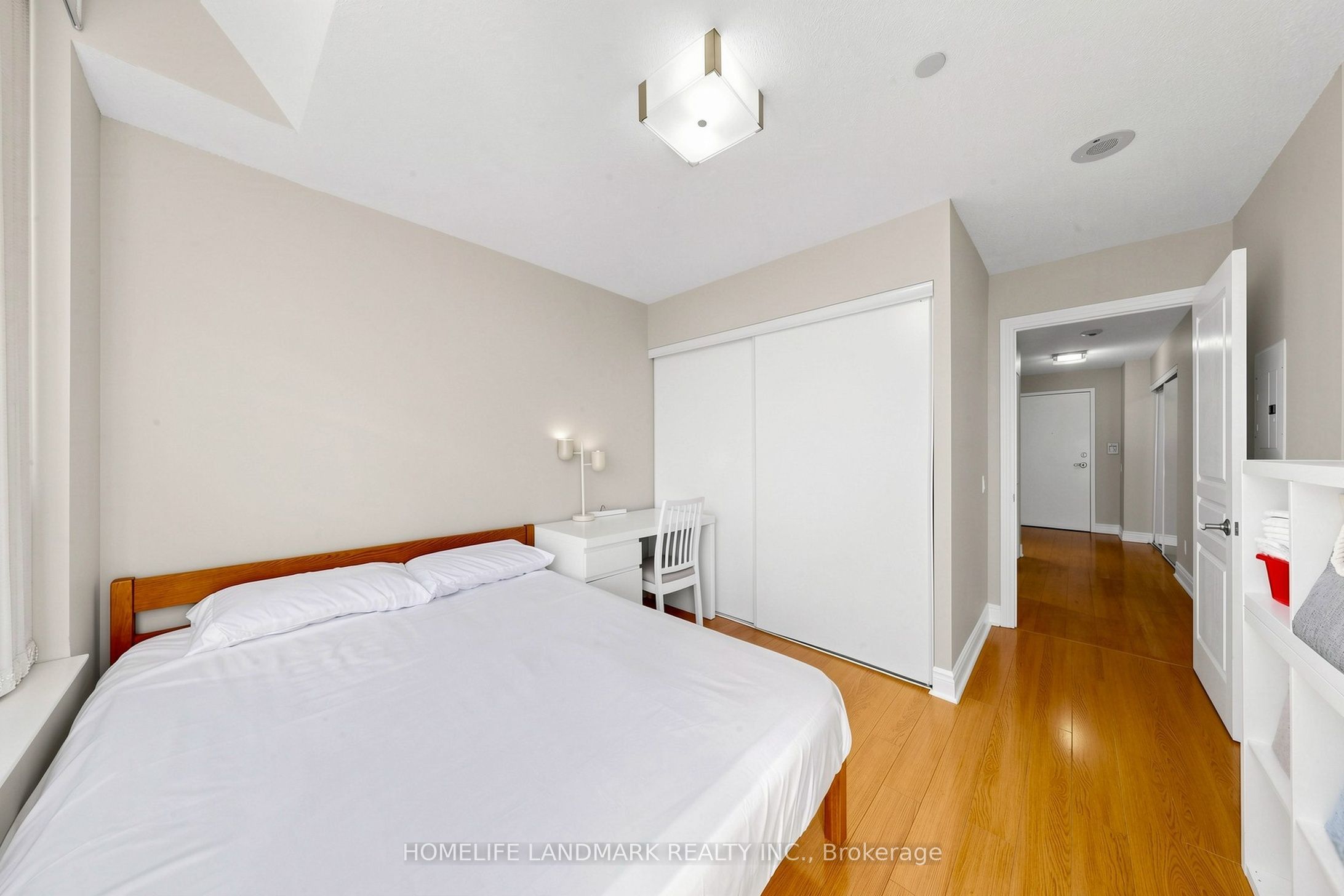 15 Northtown Way 220 Property Photo 28