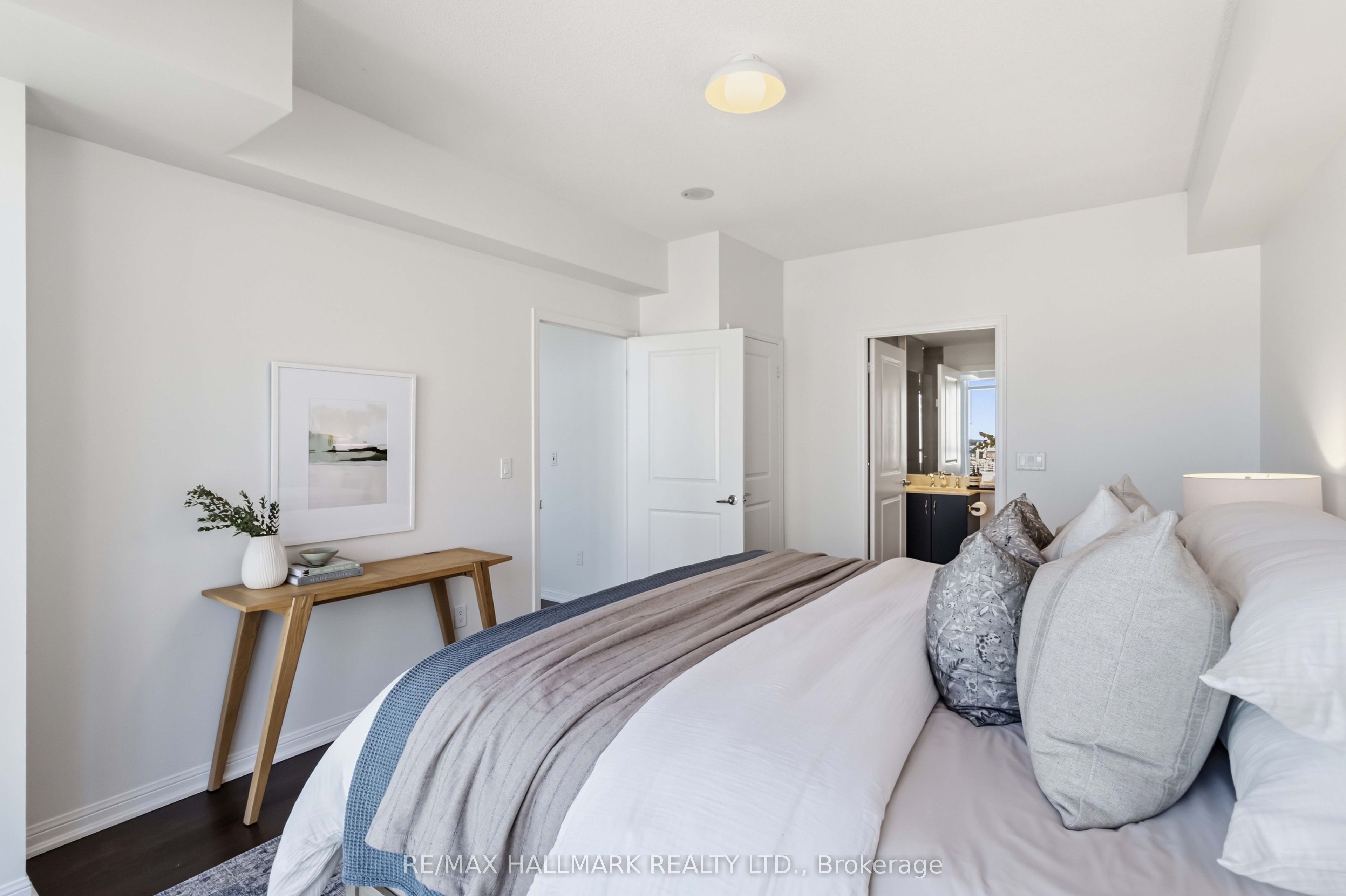 21 Grand Magazine Street 2009 Property Photo 27