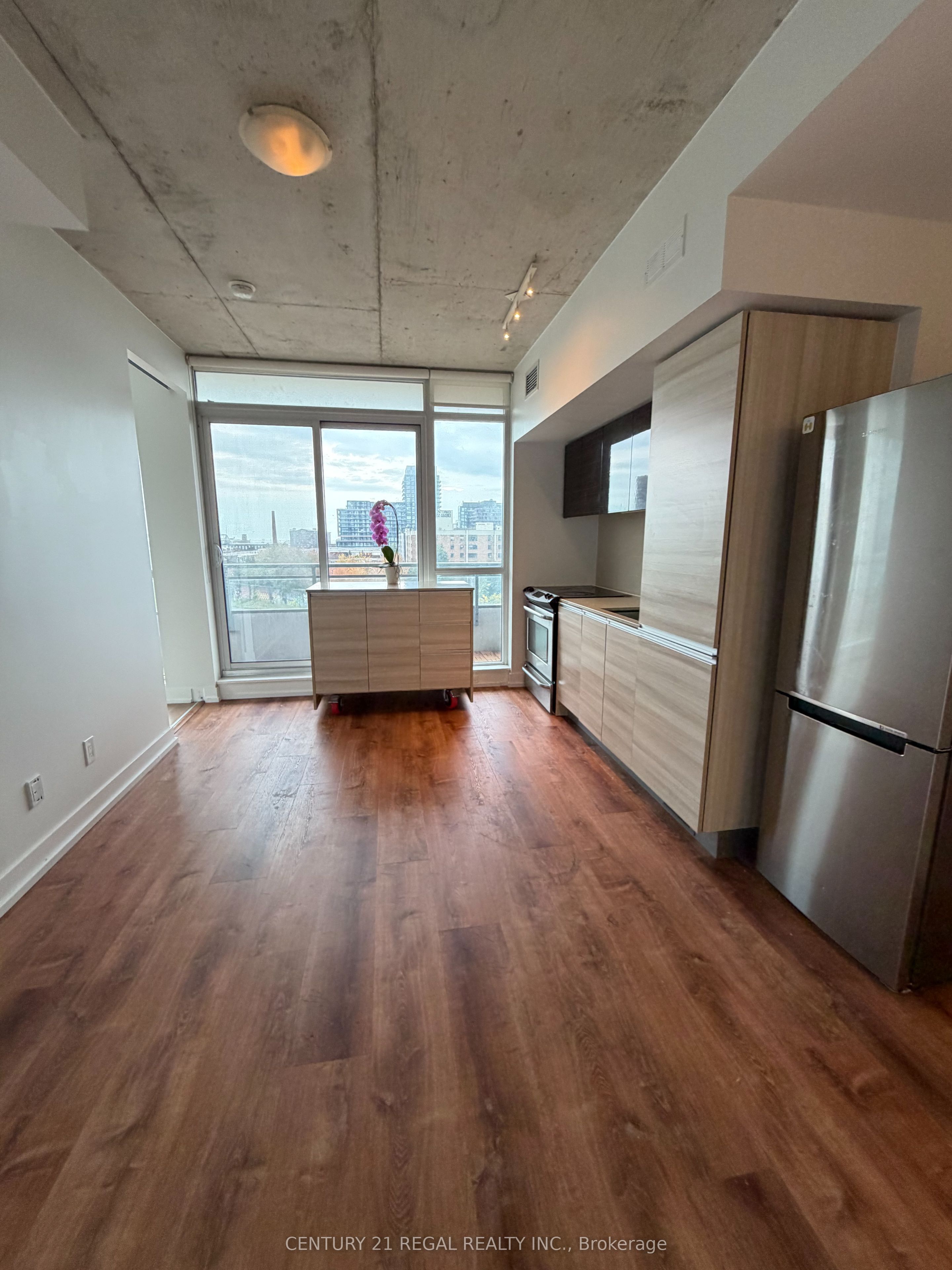 20 Minowan Miikan Lane 705 Property Photo 5