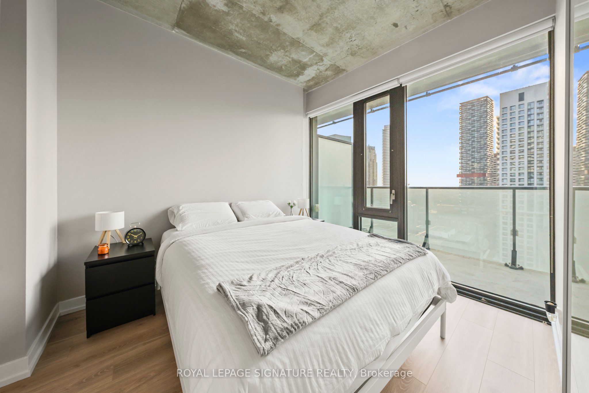 161 Roehampton Avenue 2711 Property Photo 17