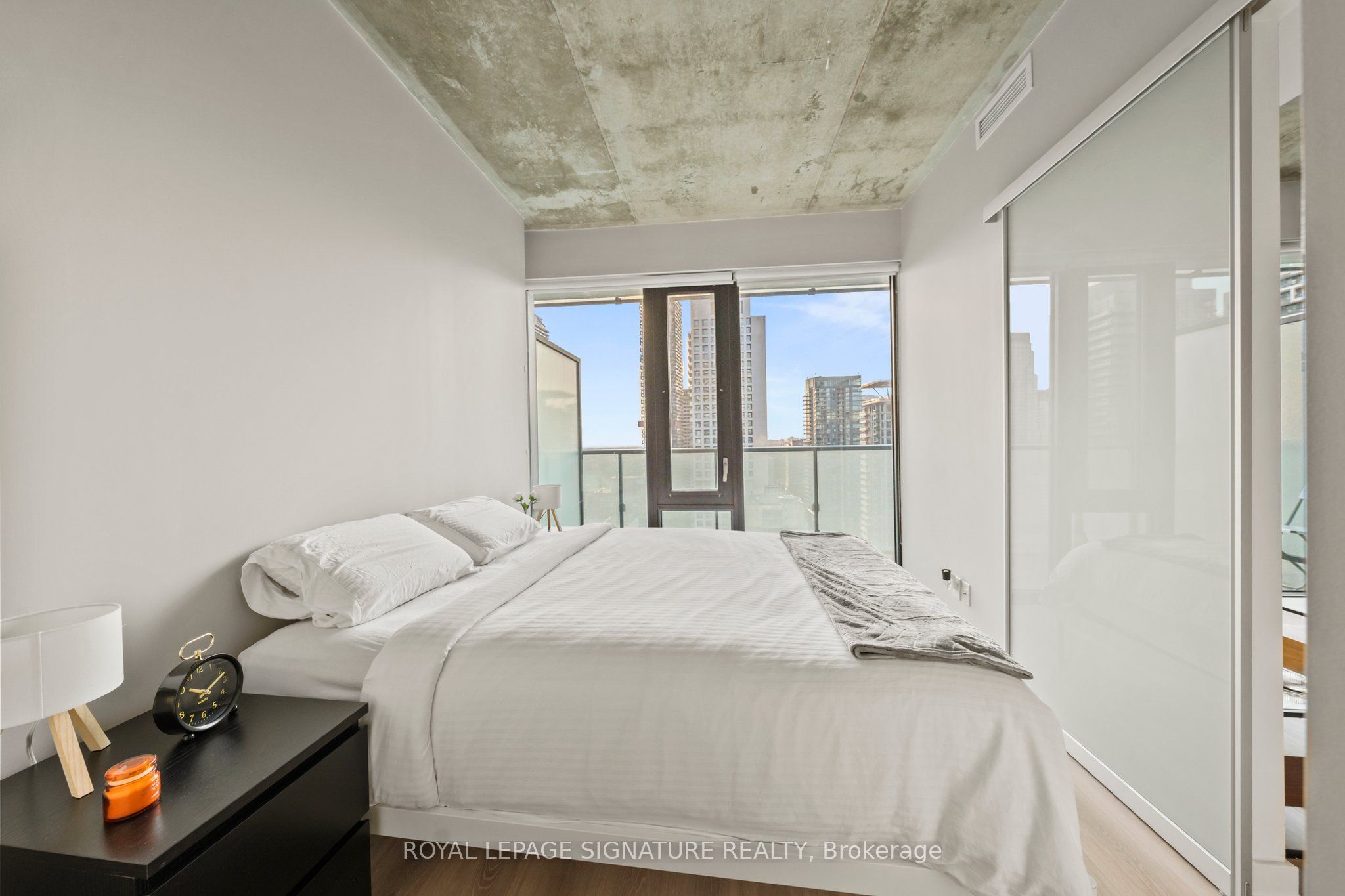 161 Roehampton Avenue 2711 Property Photo 19