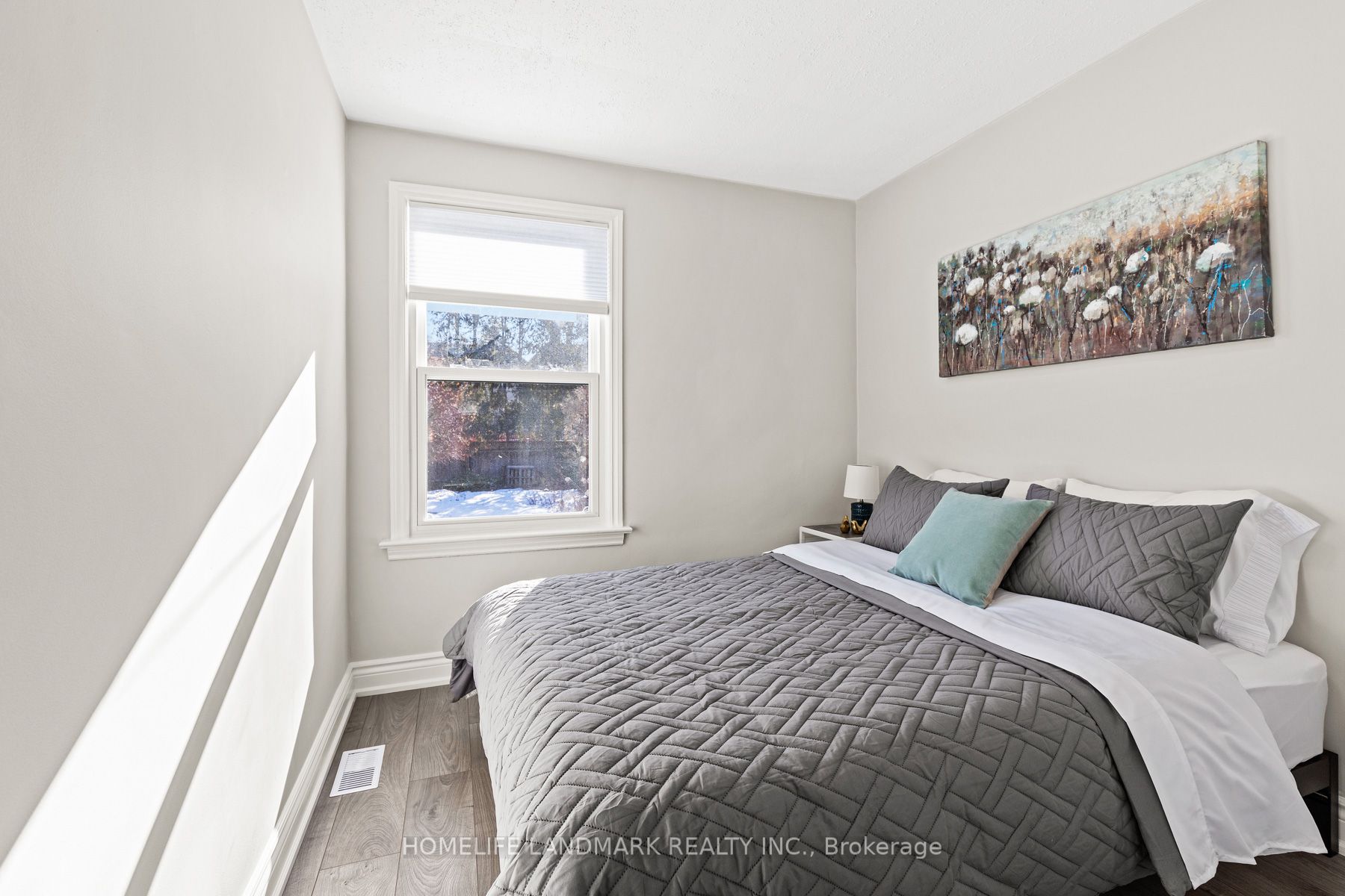 107 Parklea Drive Property Photo 7