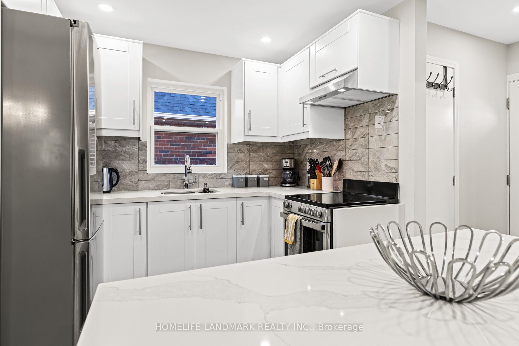 107 Parklea Drive Property Photo 13