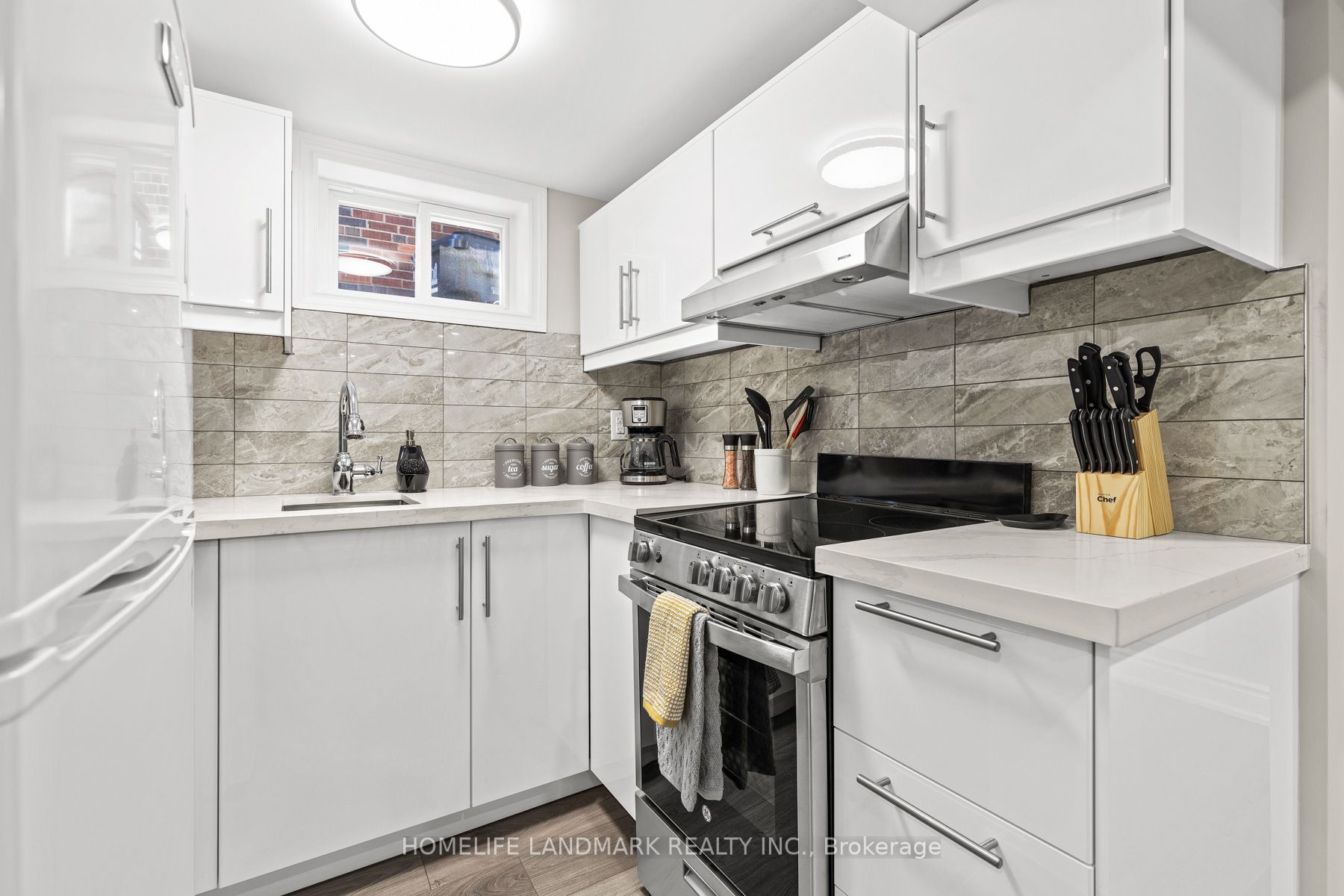 107 Parklea Drive Property Photo 25