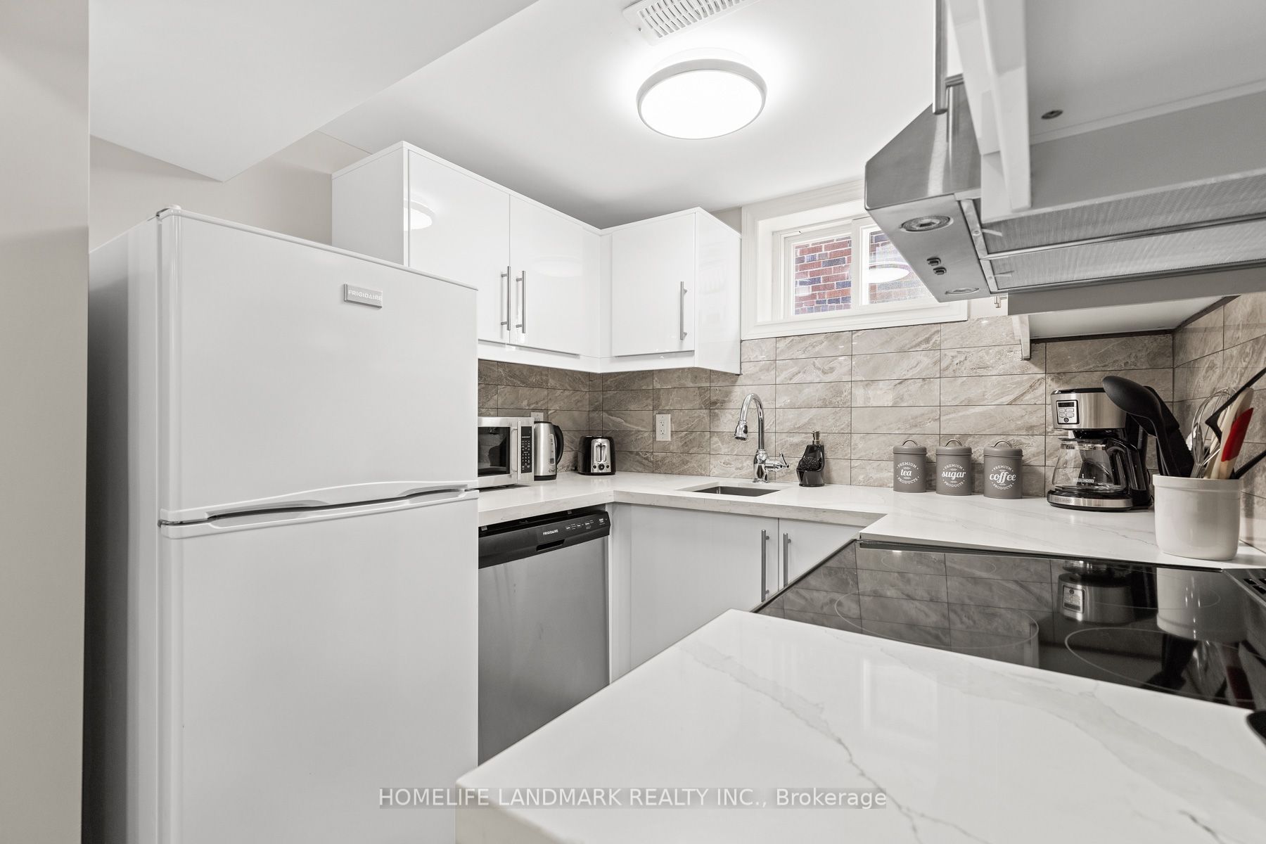 107 Parklea Drive Property Photo 26