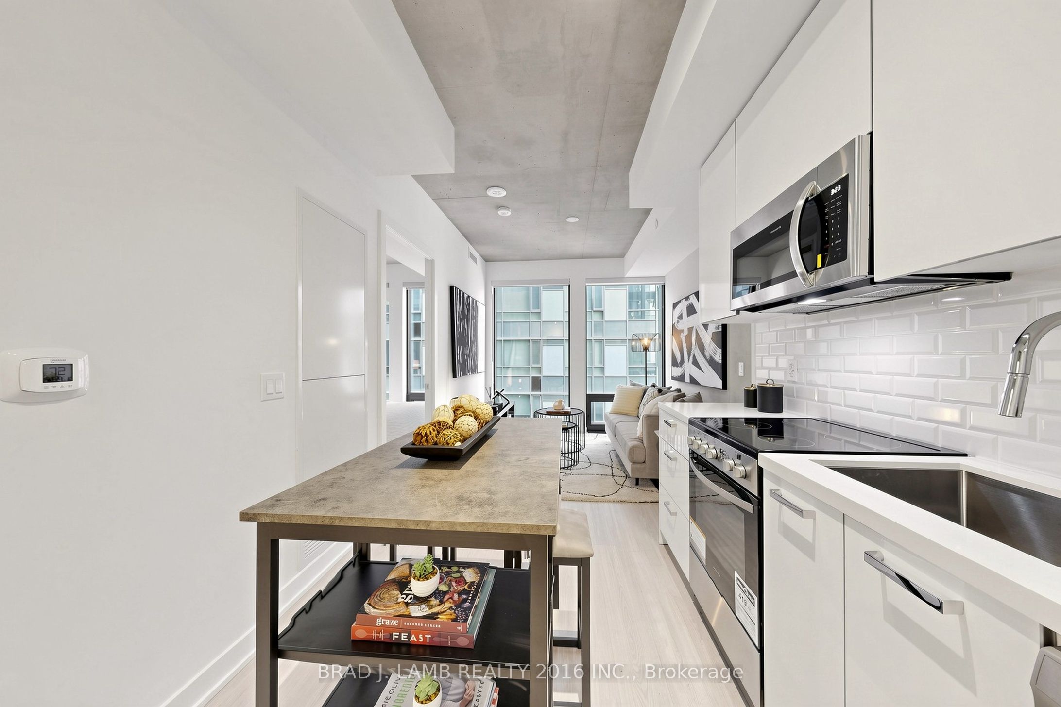 284 King Street E 501 Property Photo 11