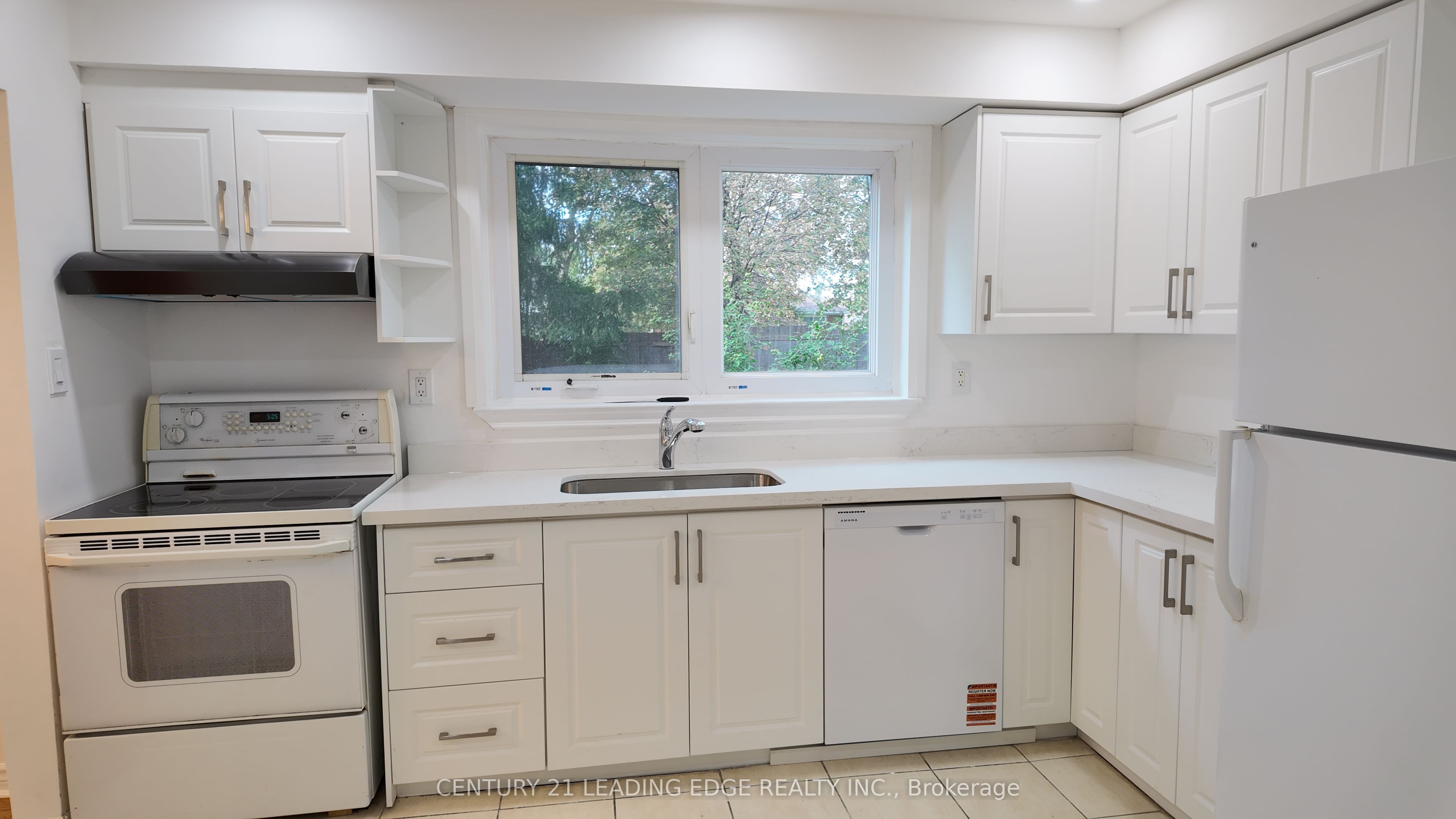 39 Waddington Crescent Property Photo 8