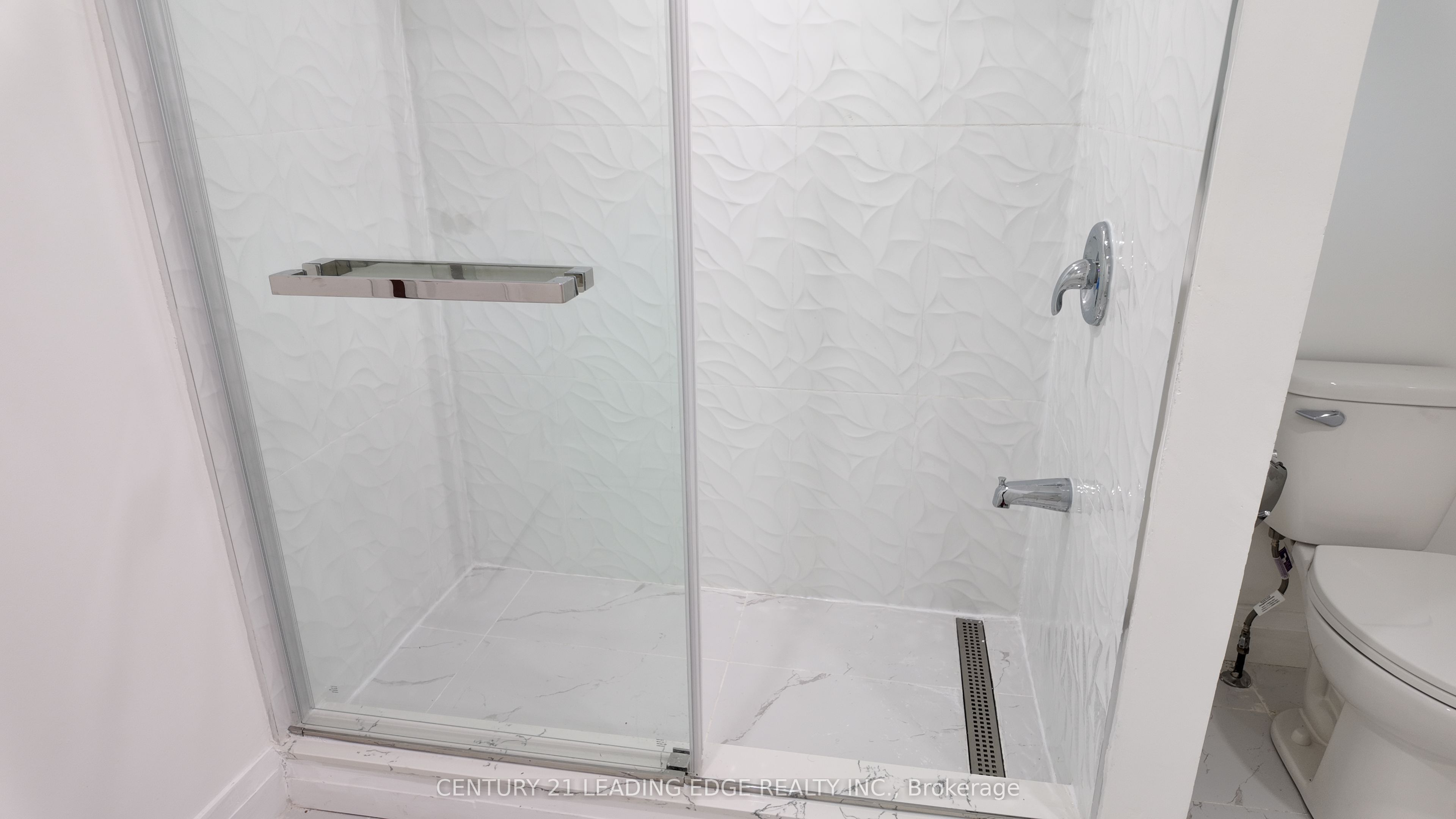 39 Waddington Crescent Property Photo 21