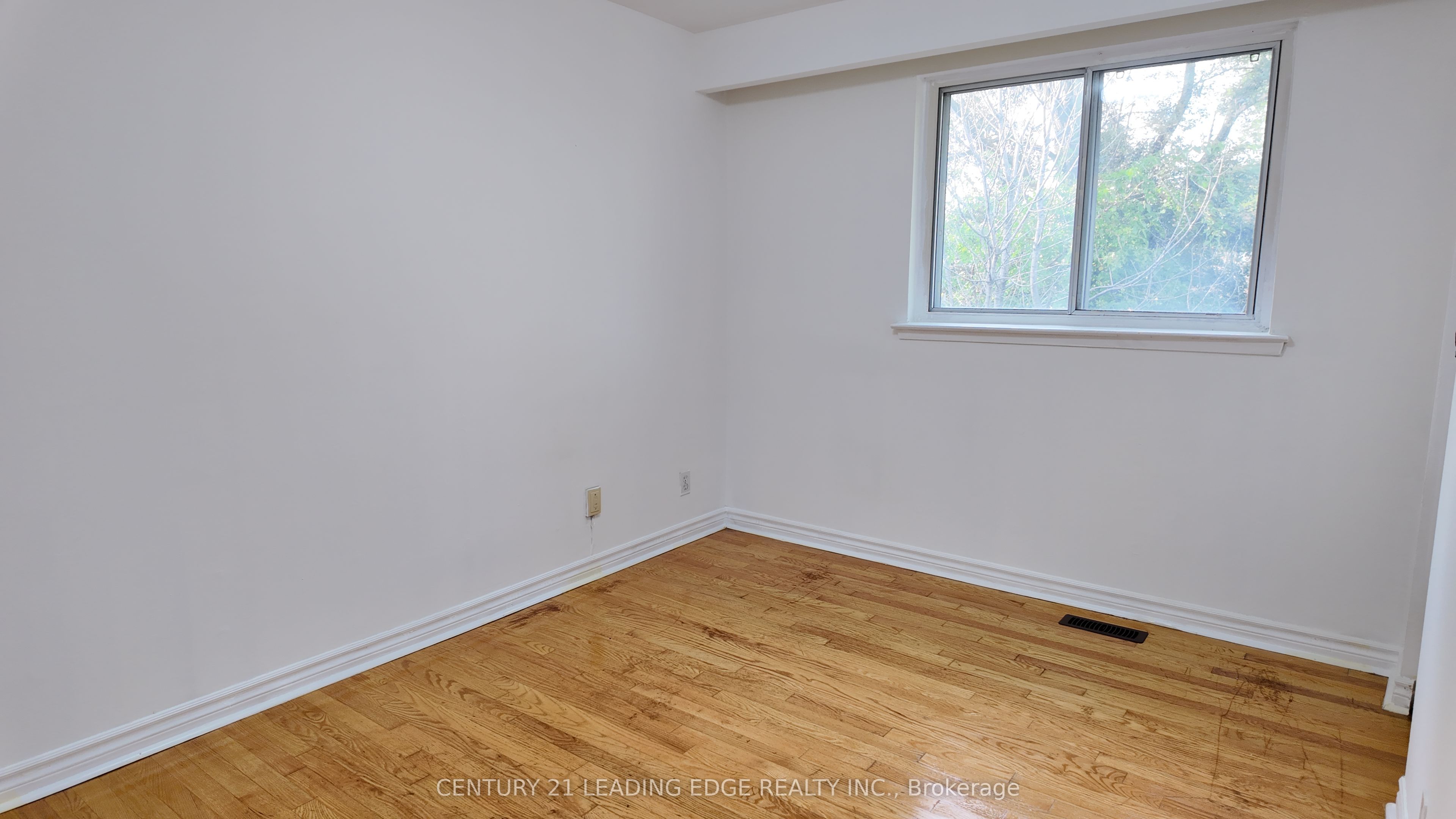 39 Waddington Crescent Property Photo 26
