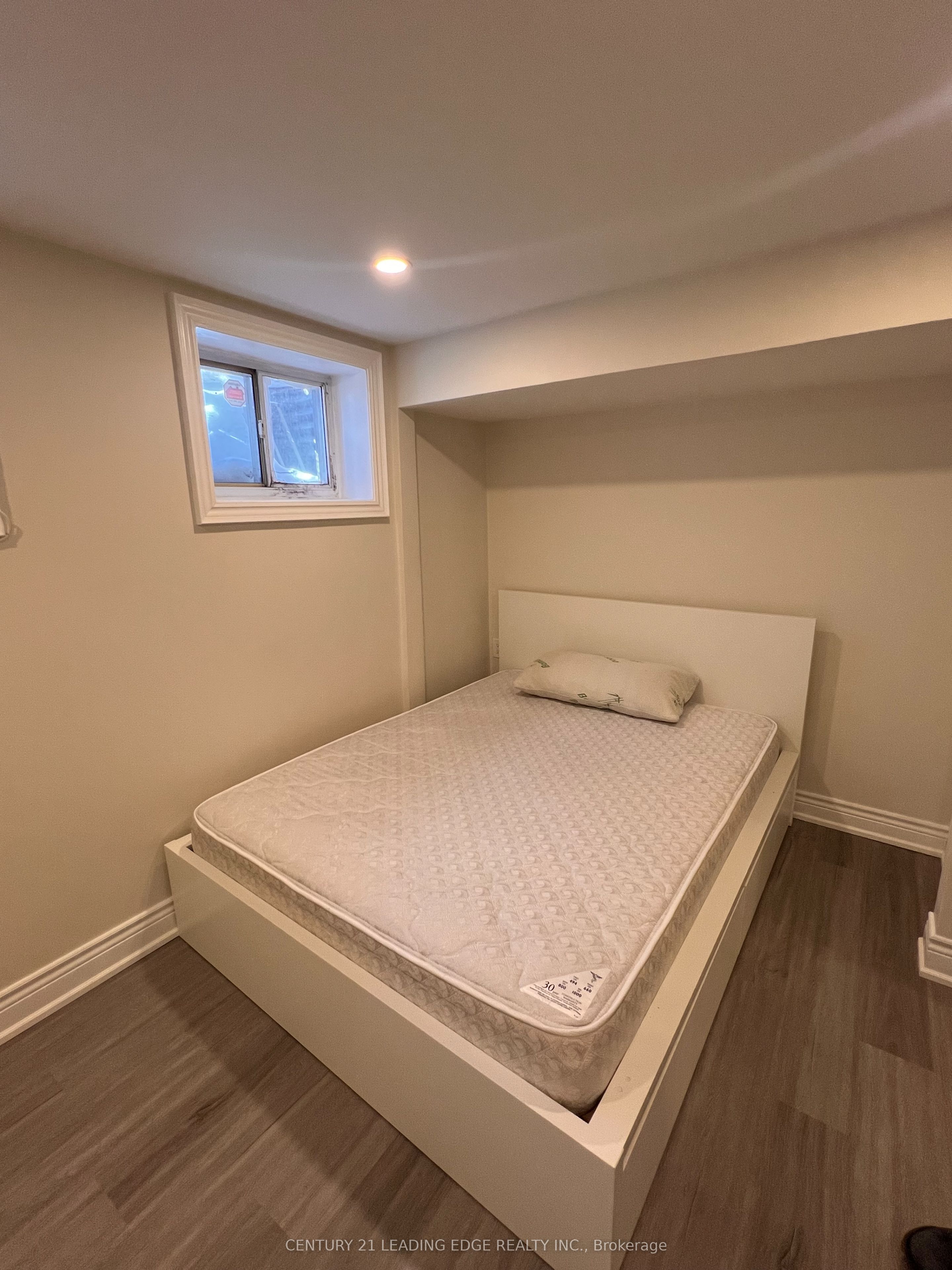 39 Waddington Crescent Property Photo 32
