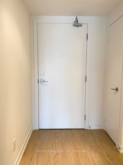 85 Wood Street 716 Property Photo 4