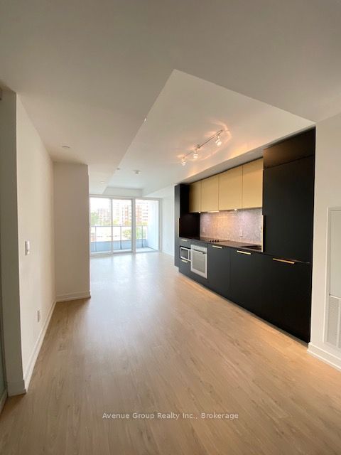 85 Wood Street 716 Property Photo 10
