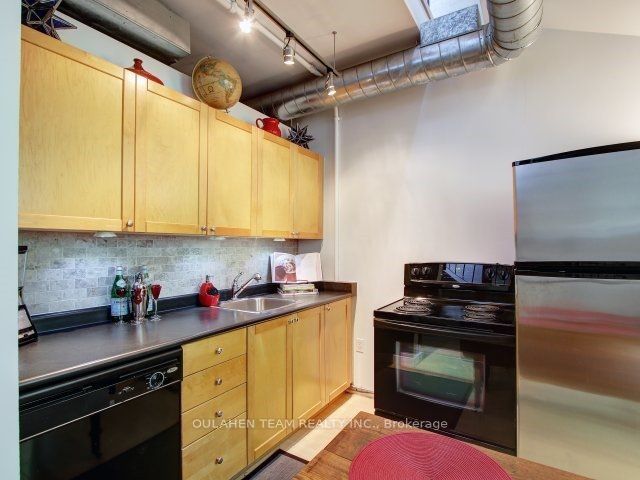 284 St Helens Avenue 129 Property Photo 9