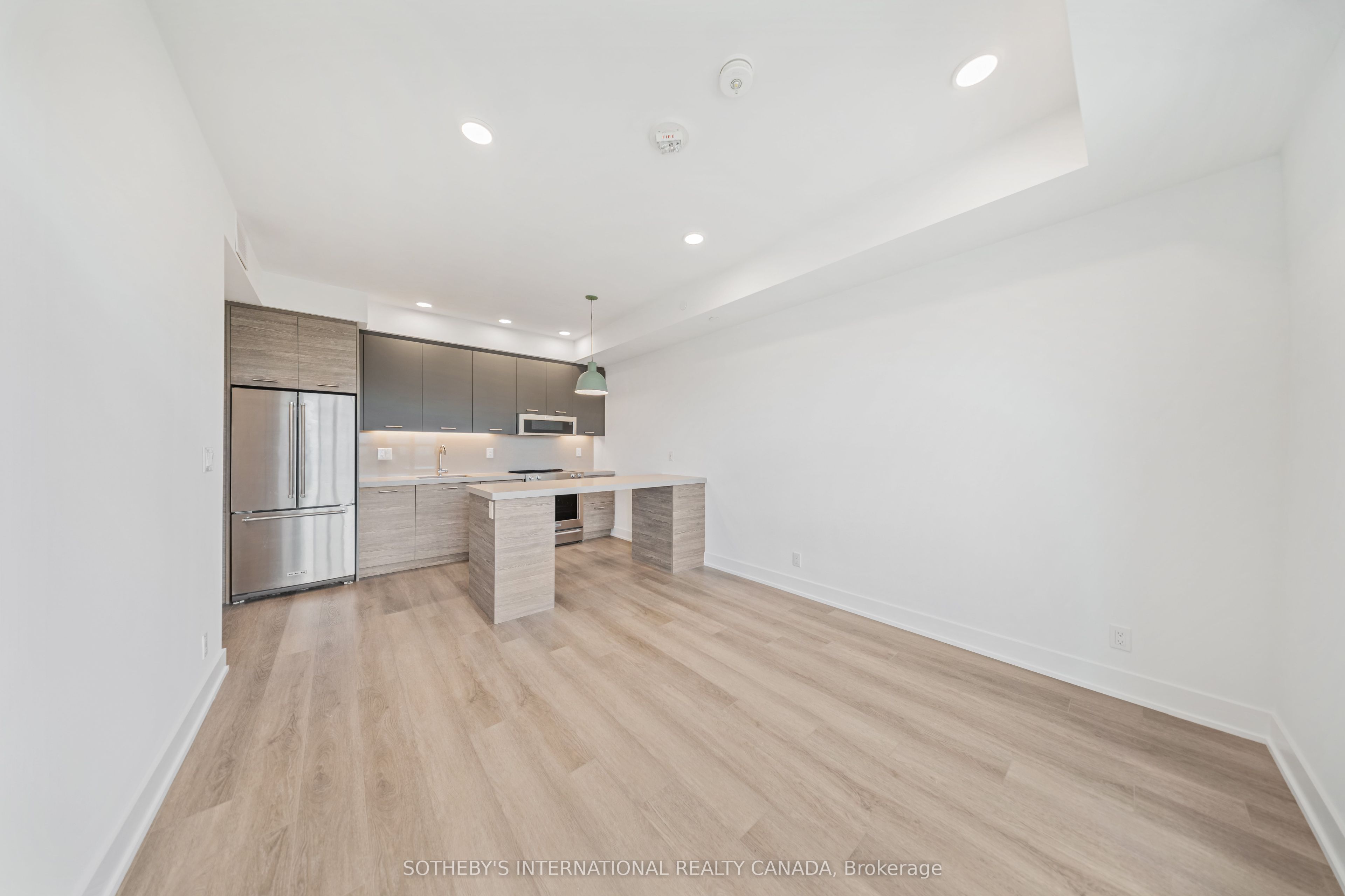 484 Spadina Avenue 404 Property Photo 5