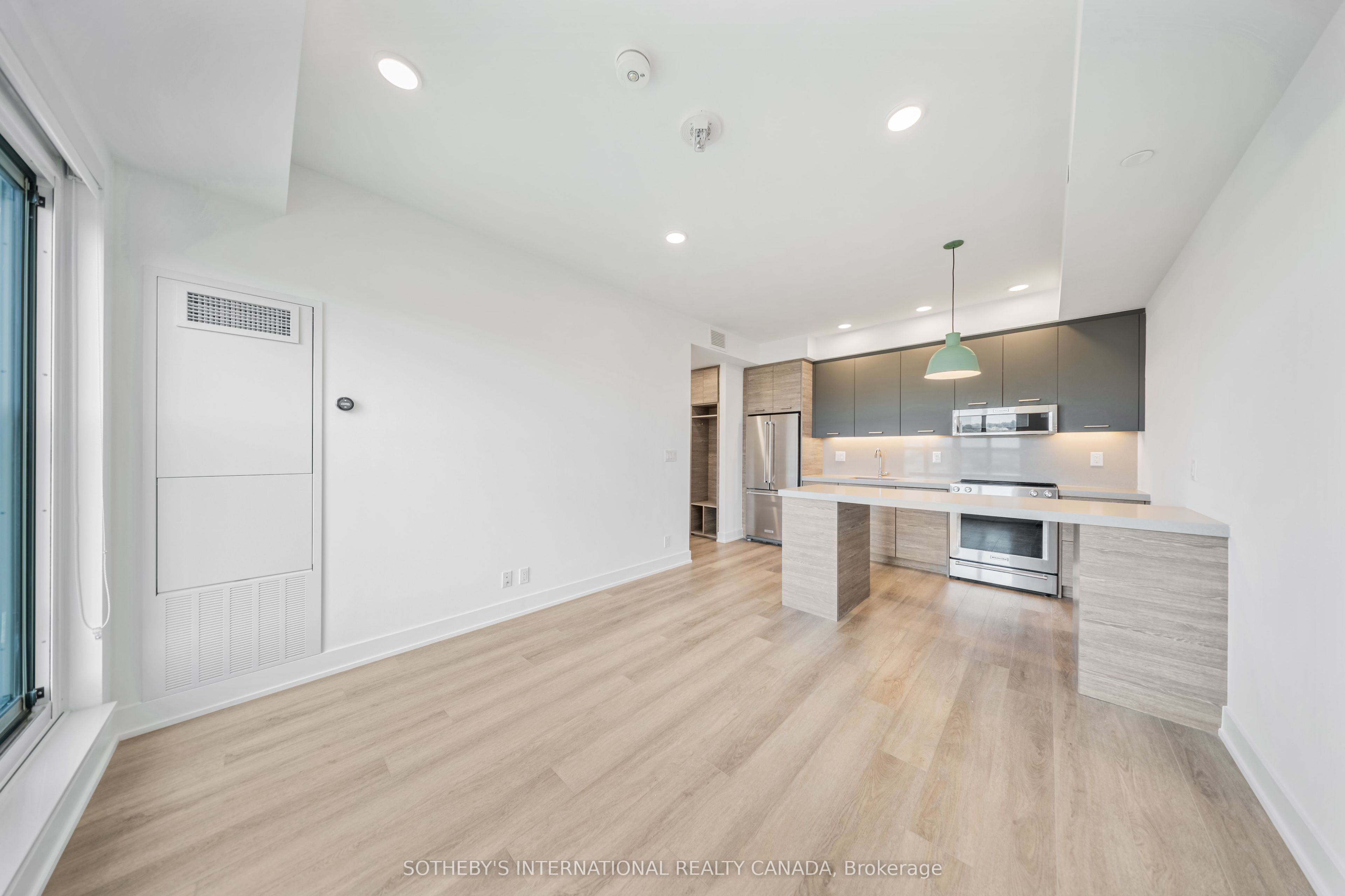 484 Spadina Avenue 404 Property Photo 7