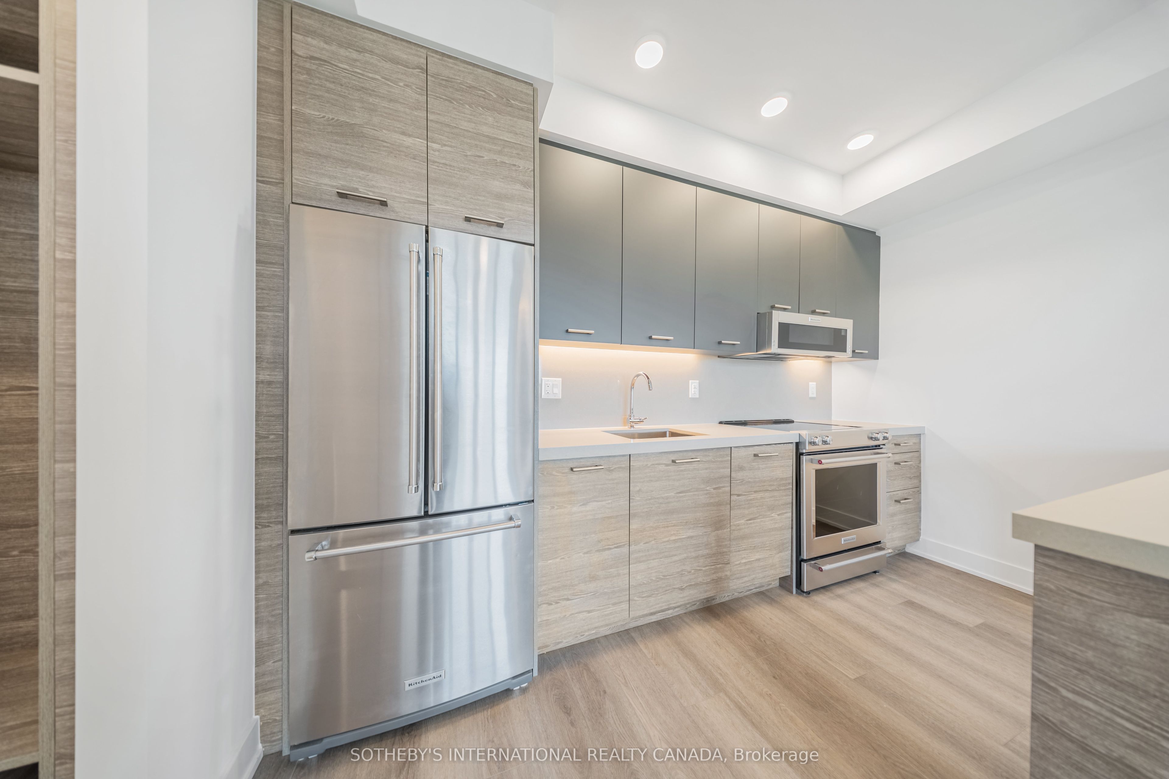 484 Spadina Avenue 404 Property Photo 9