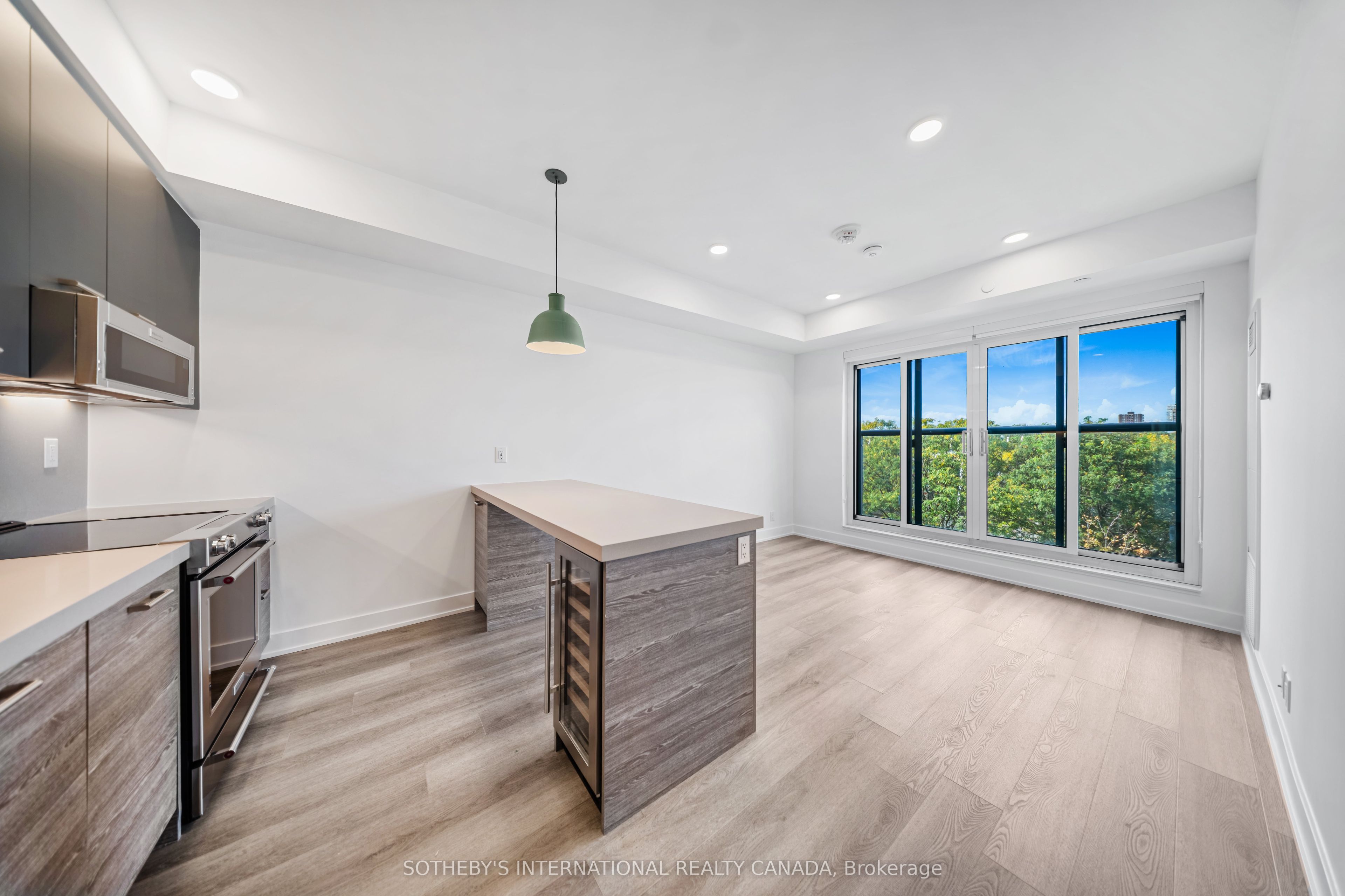 484 Spadina Avenue 202 Property Photo 2