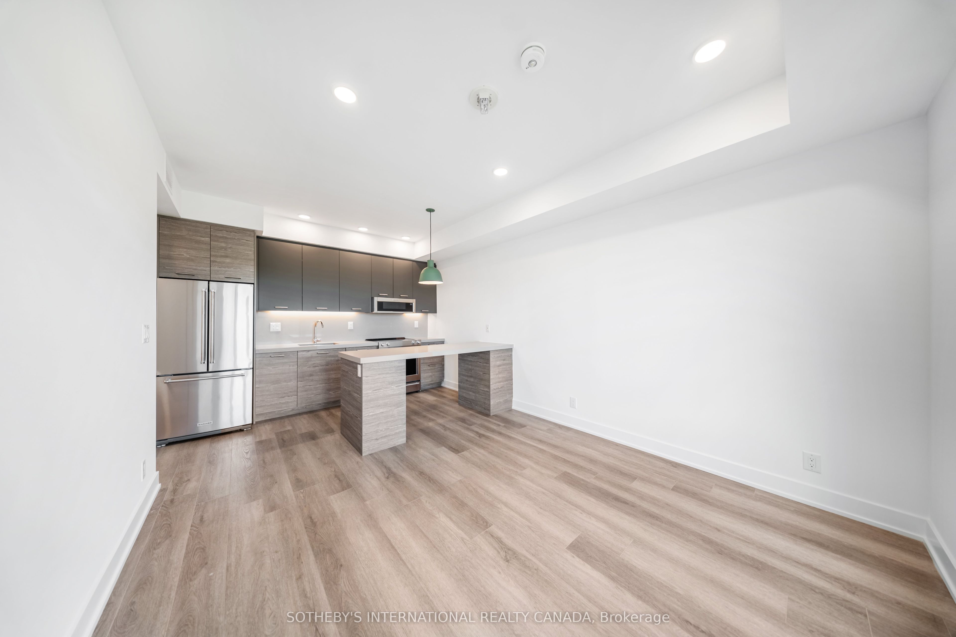 484 Spadina Avenue 202 Property Photo 4